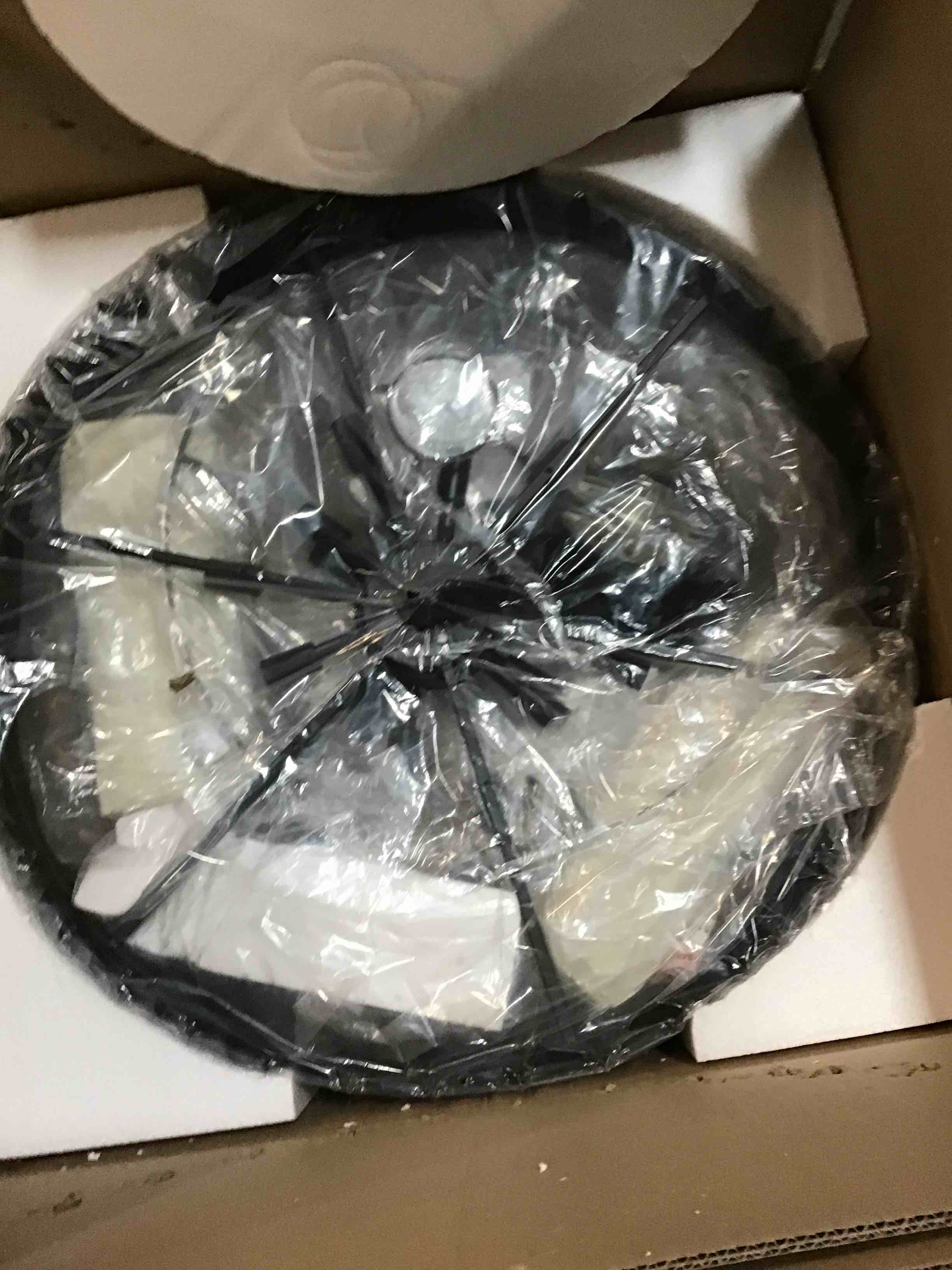 https://s3.amazonaws.com/lotting-images-prod/bidfta/GRN6024313_1710242171091.jpeg