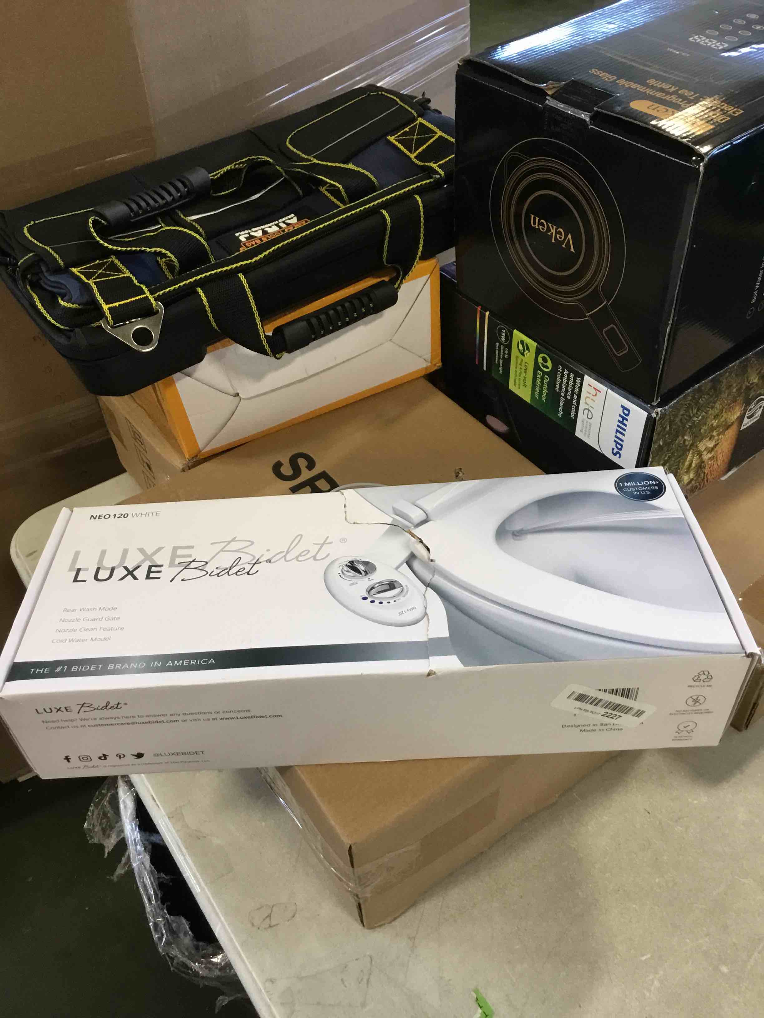 https://s3.amazonaws.com/lotting-images-prod/bidfta/GRN6024896_1709232677930.jpeg