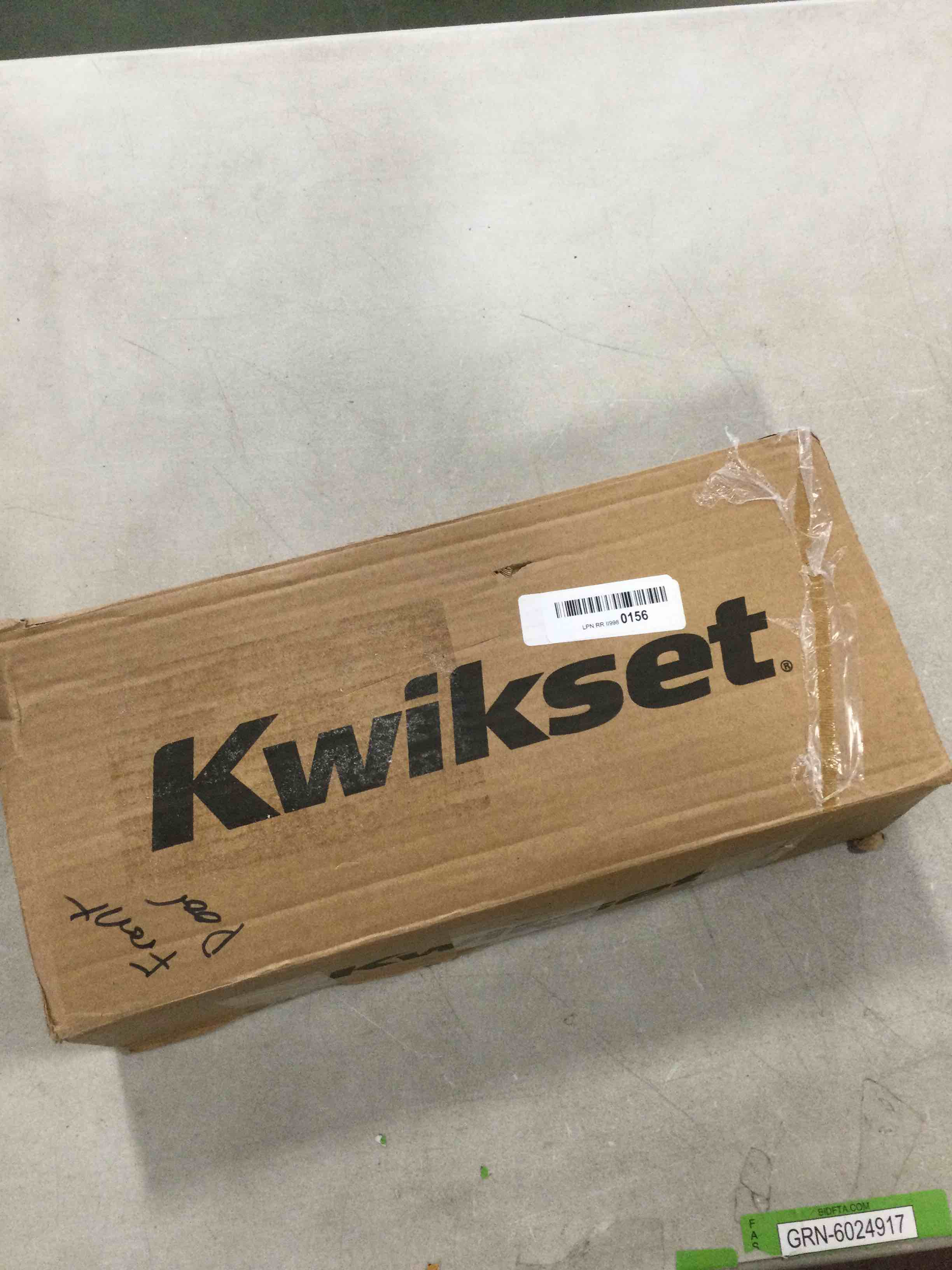 https://s3.amazonaws.com/lotting-images-prod/bidfta/GRN6024948_1709306642077.jpeg