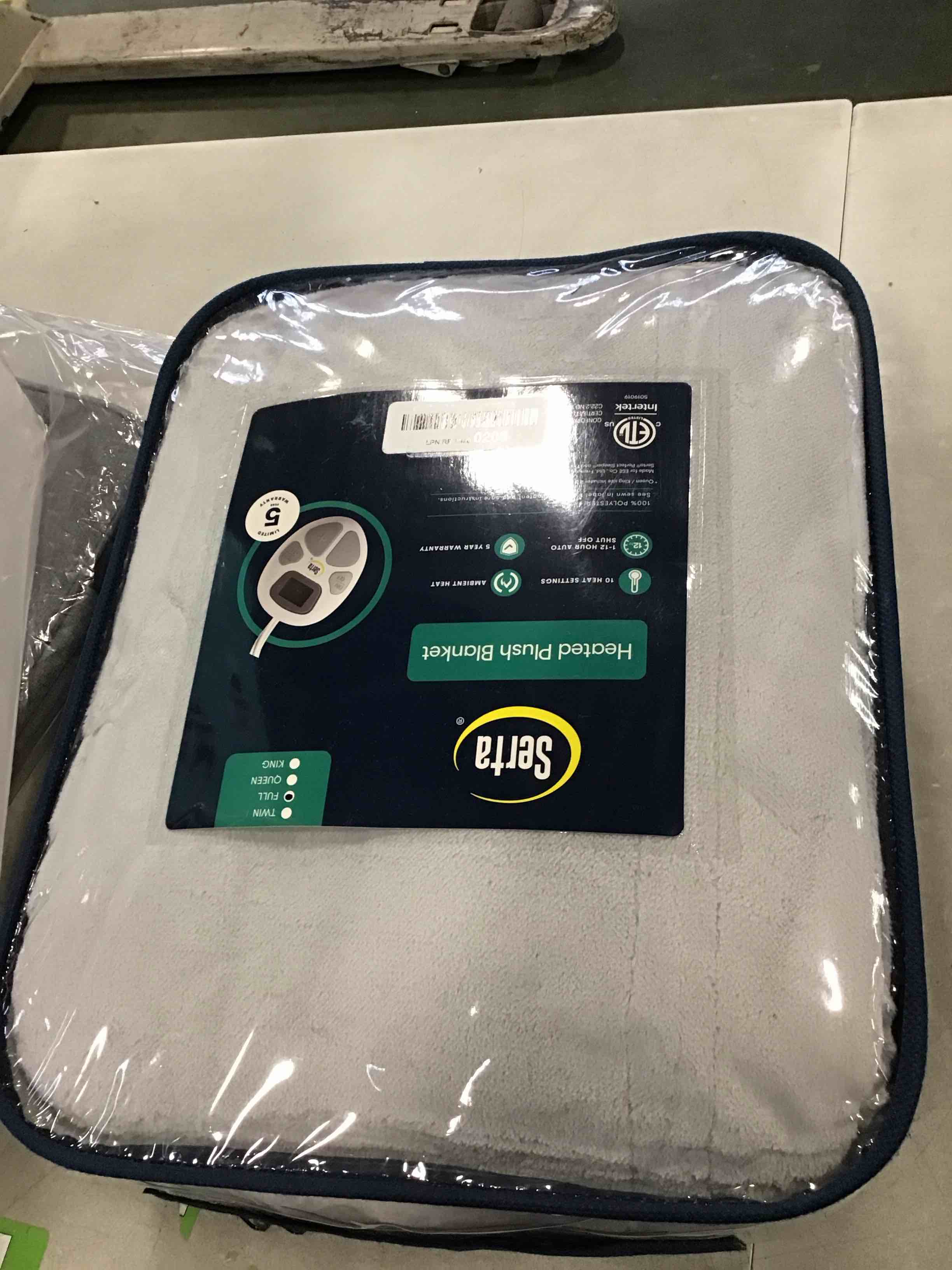 https://s3.amazonaws.com/lotting-images-prod/bidfta/GRN6025082_1709386959647.jpeg