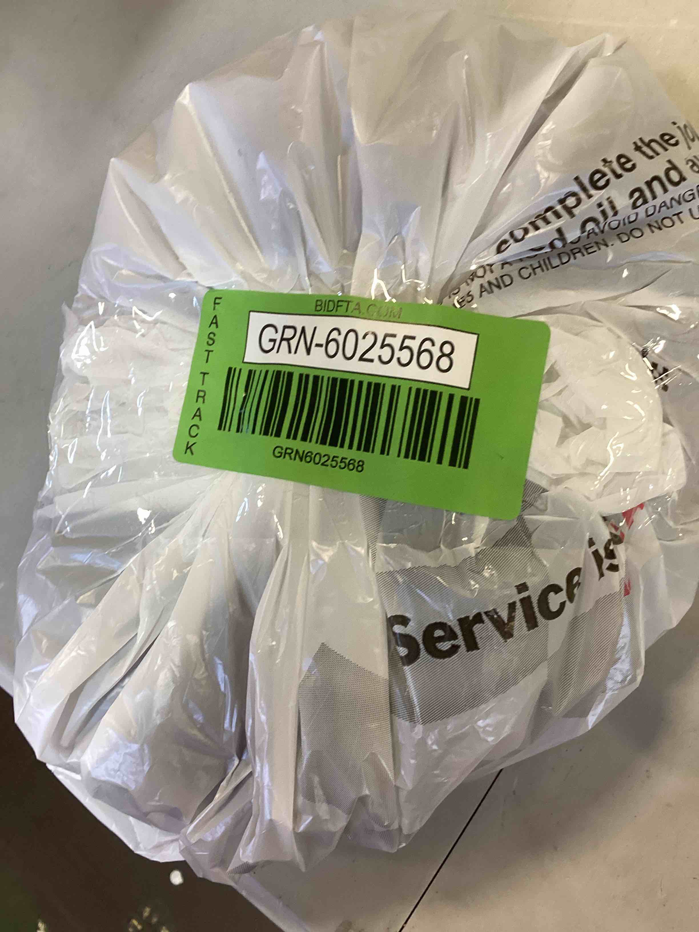 https://s3.amazonaws.com/lotting-images-prod/bidfta/GRN6025568_1710962916135.jpeg