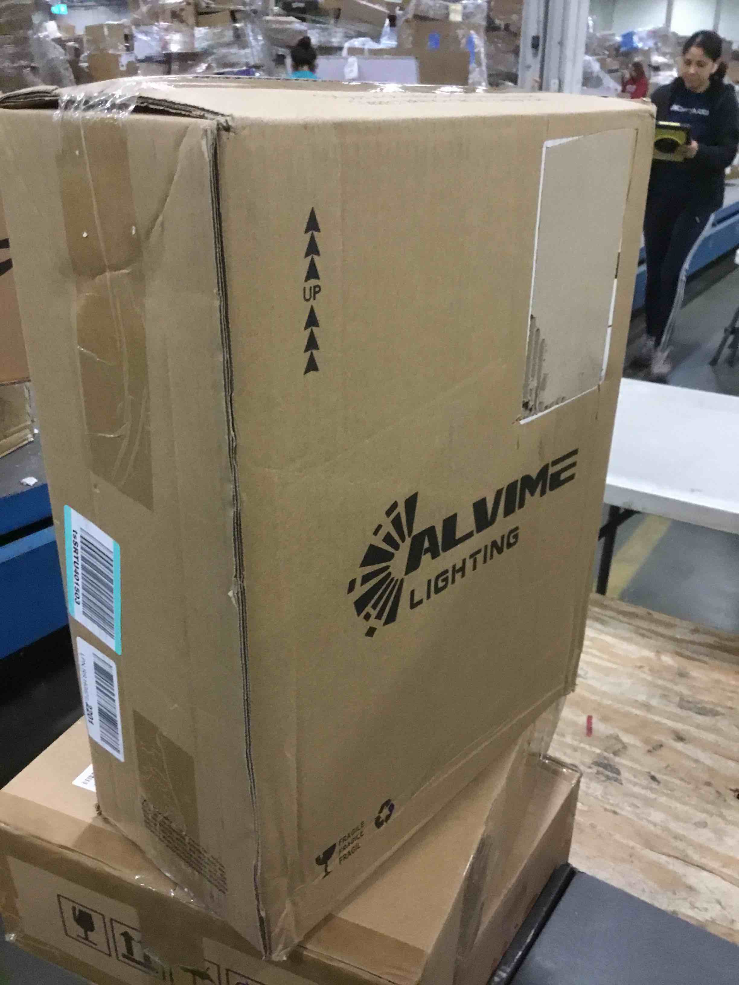 https://s3.amazonaws.com/lotting-images-prod/bidfta/GRN6026883_1709640125376.jpeg