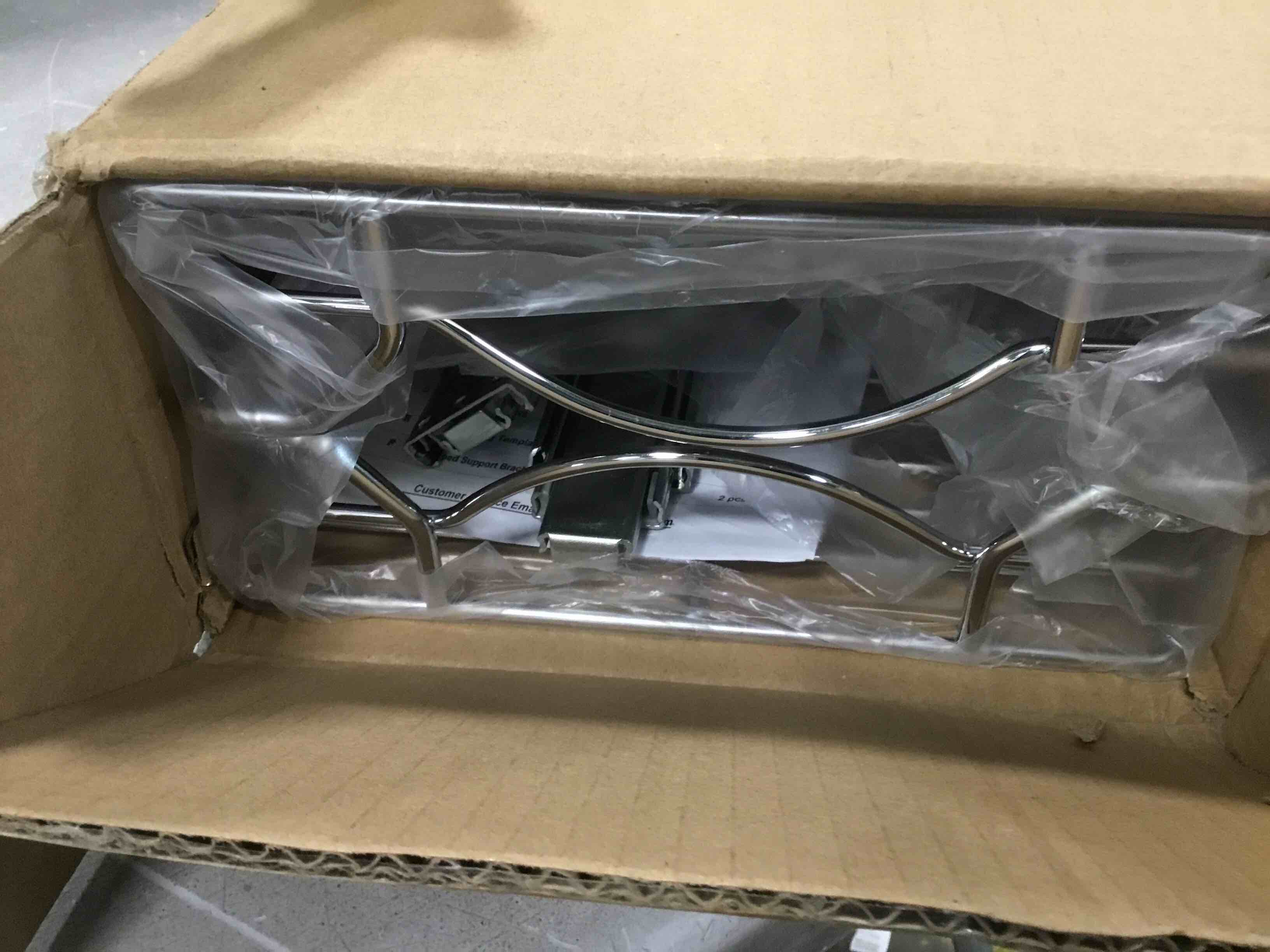 https://s3.amazonaws.com/lotting-images-prod/bidfta/GRN6029446_1709744738846.jpeg