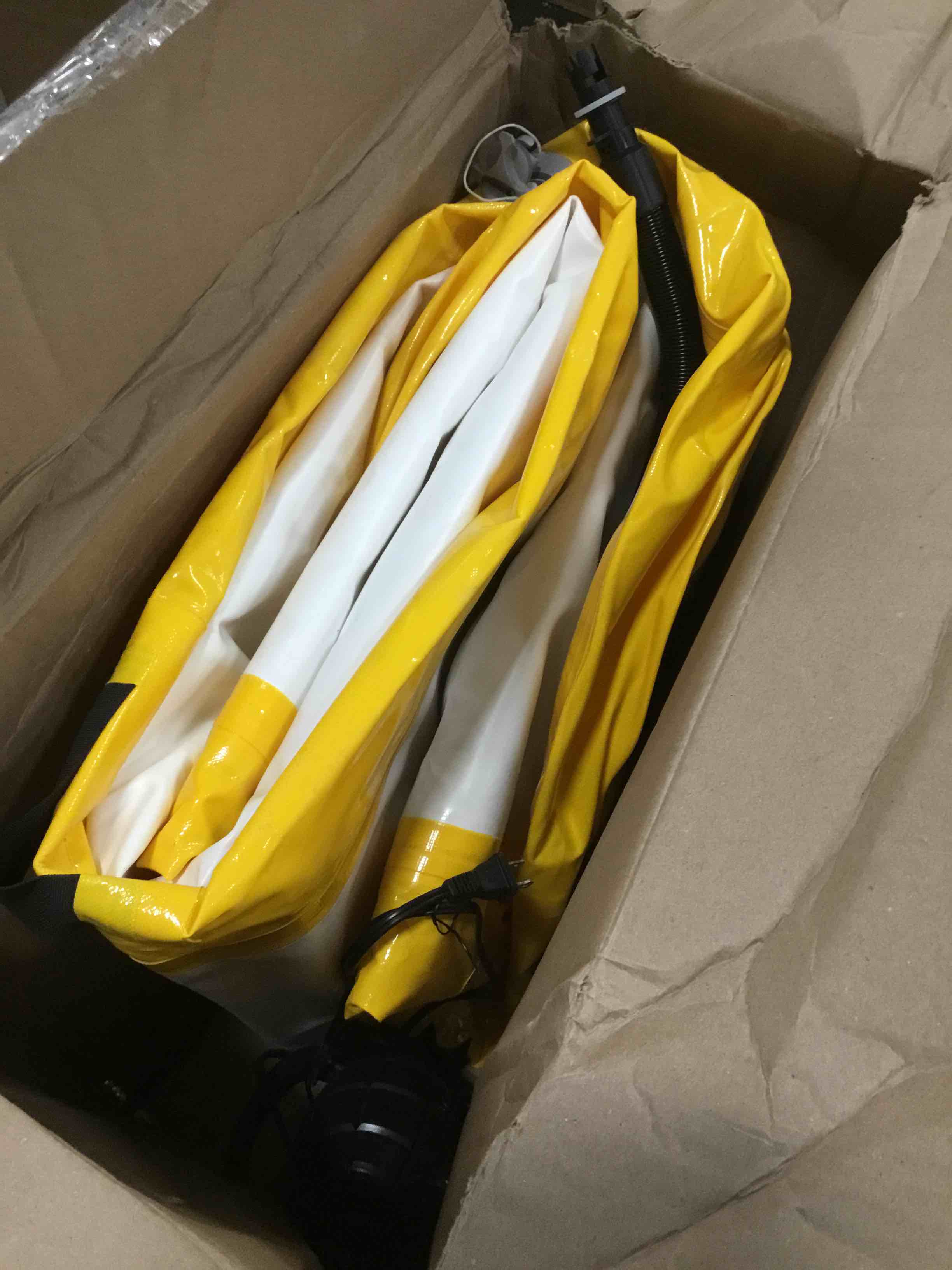 https://s3.amazonaws.com/lotting-images-prod/bidfta/GRN6029898_1709917236188.jpeg