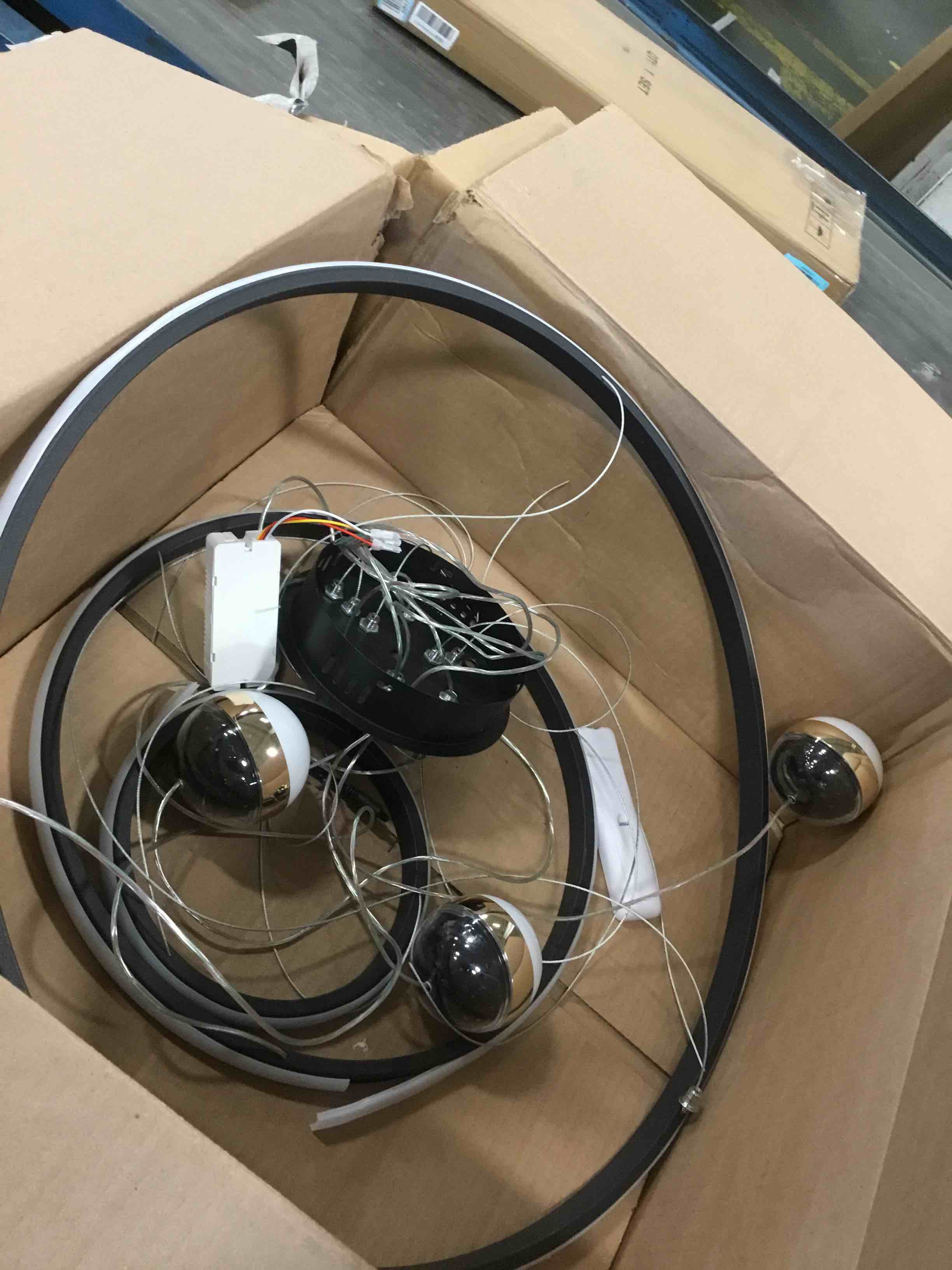 https://s3.amazonaws.com/lotting-images-prod/bidfta/GRN6030174_1710182805798.jpeg