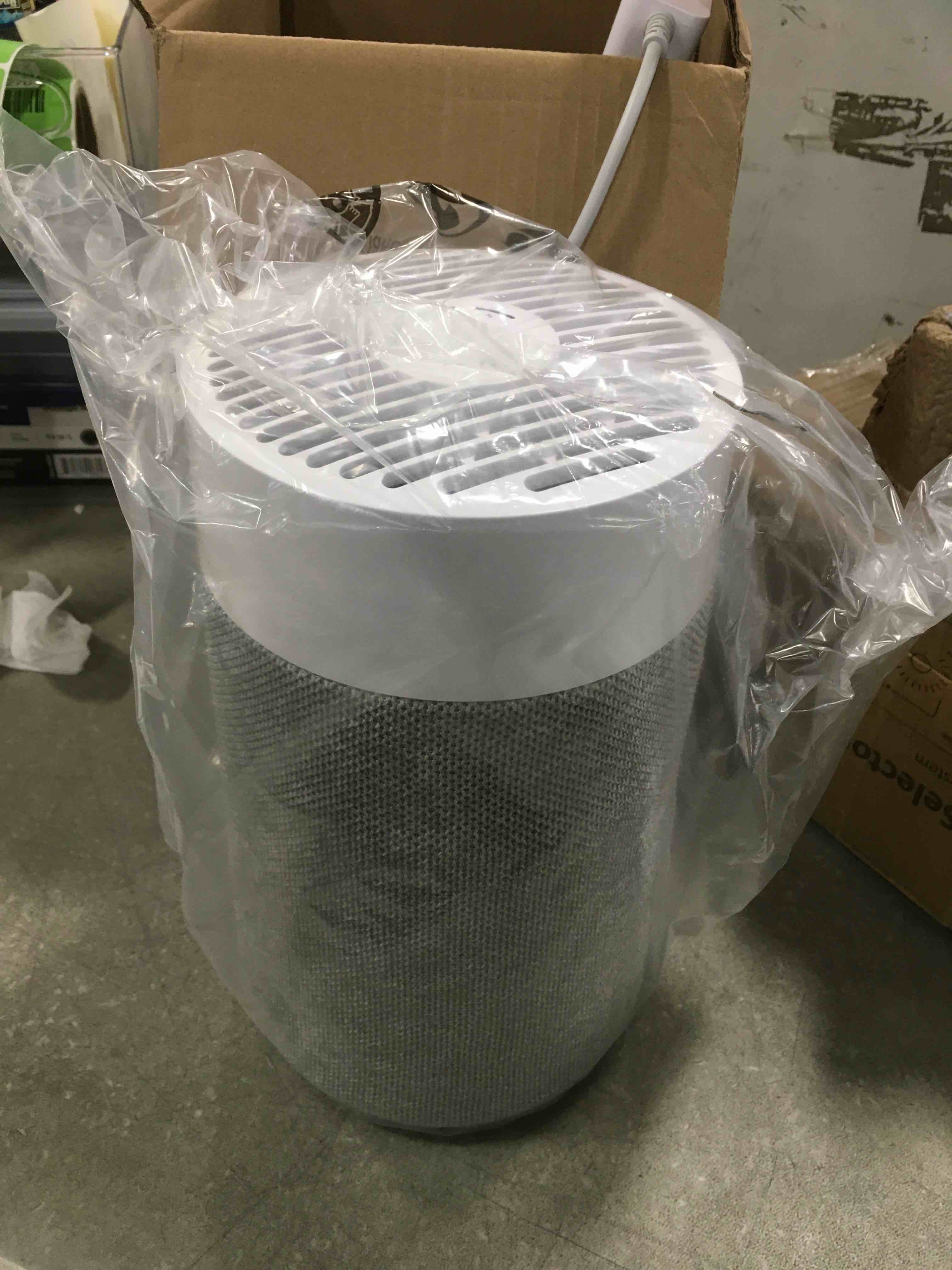 https://s3.amazonaws.com/lotting-images-prod/bidfta/GRN6030262_1710249050385.jpeg