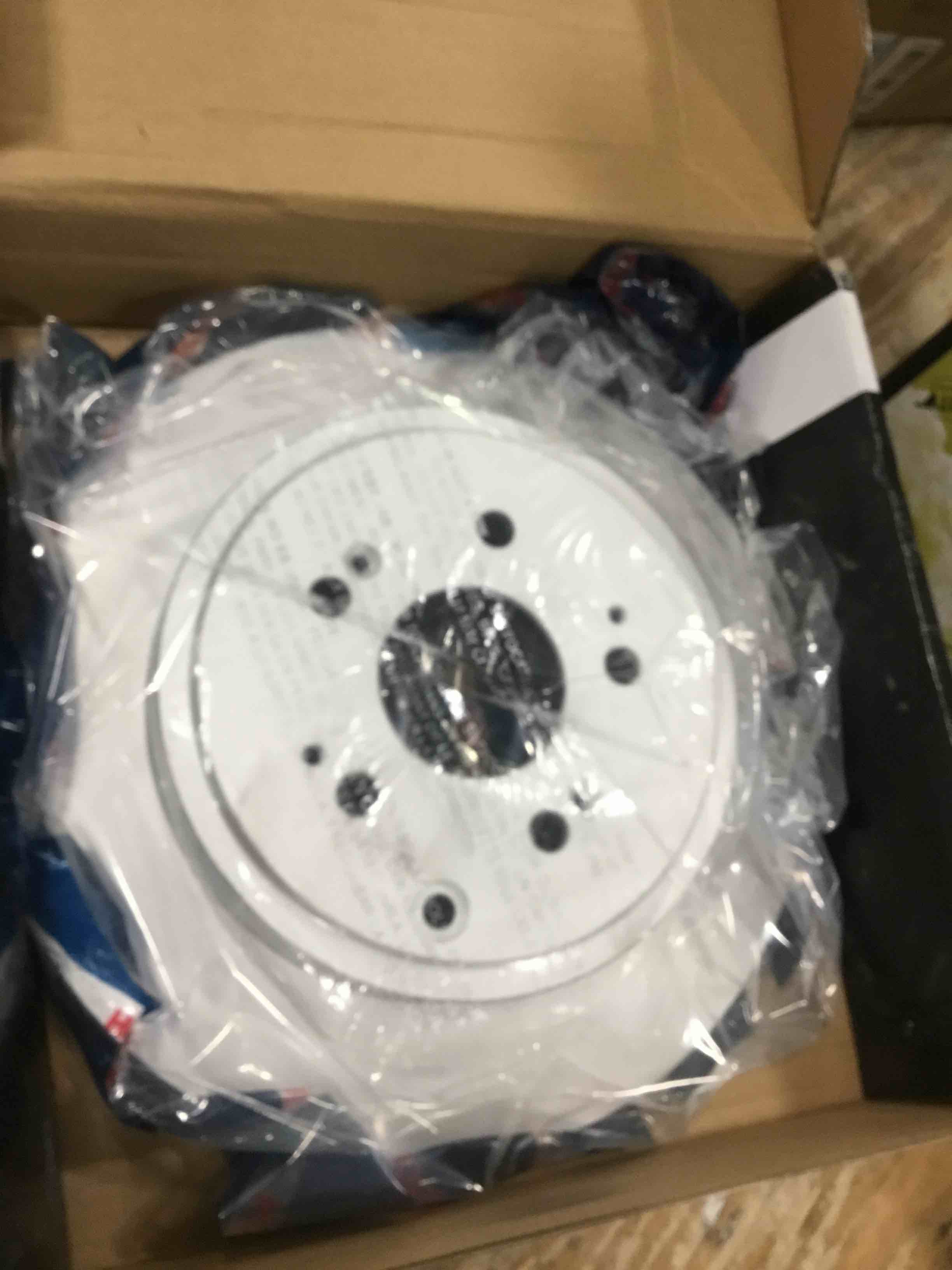 https://s3.amazonaws.com/lotting-images-prod/bidfta/GRN6030398_1710328596181.jpeg