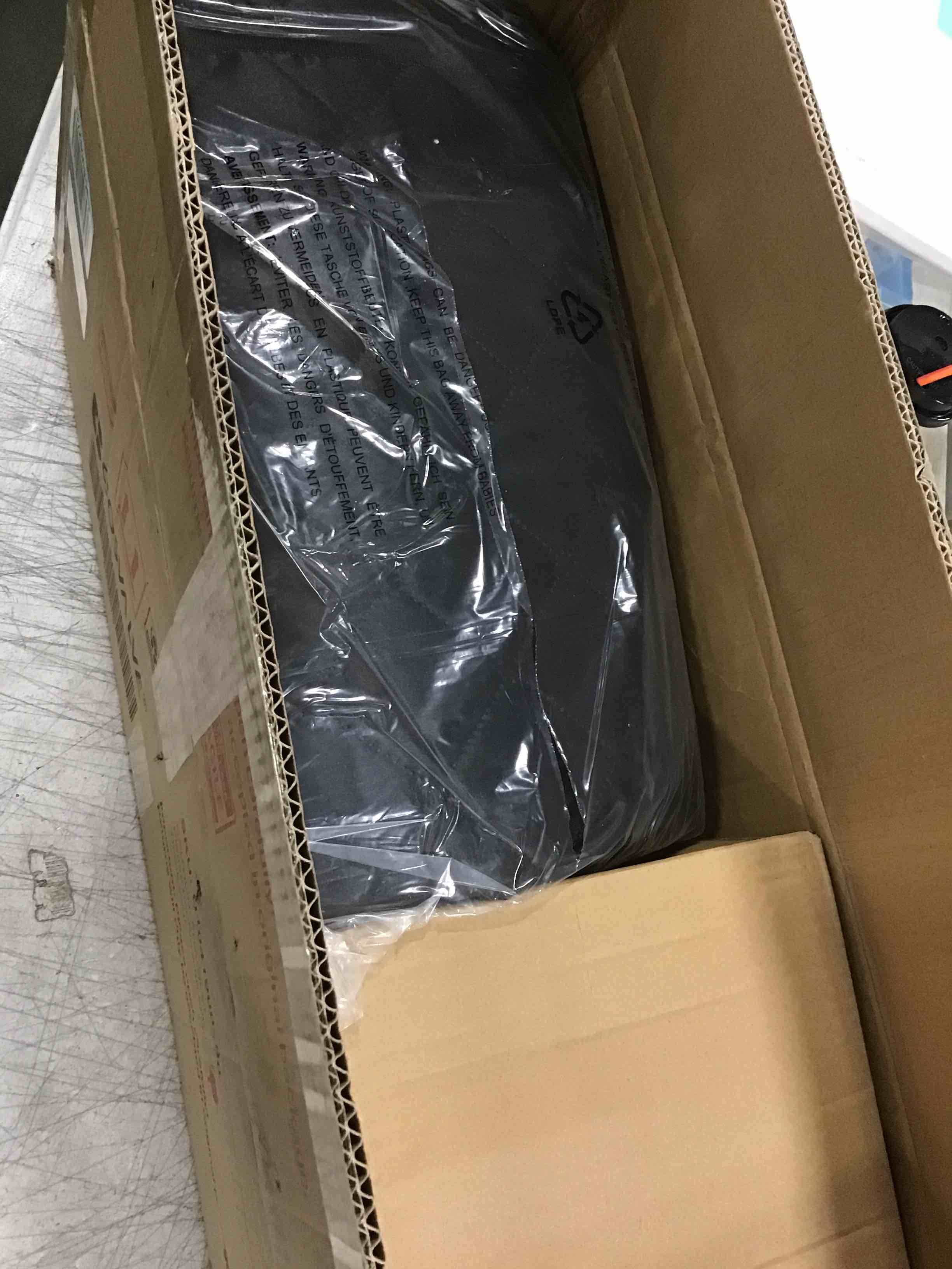 https://s3.amazonaws.com/lotting-images-prod/bidfta/GRN6030913_1709640919395.jpeg