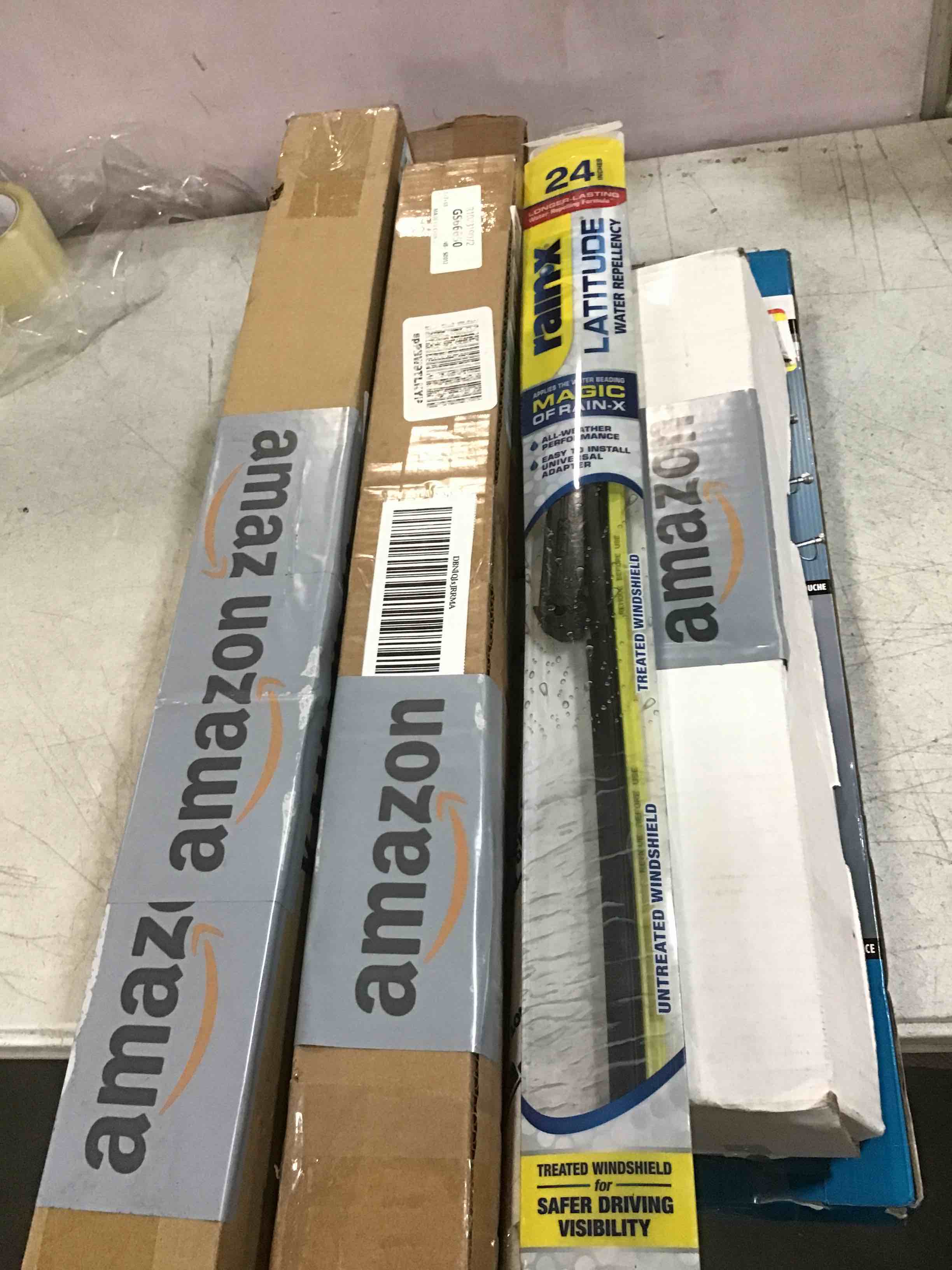 https://s3.amazonaws.com/lotting-images-prod/bidfta/GRN6031634_1710263842464.jpeg