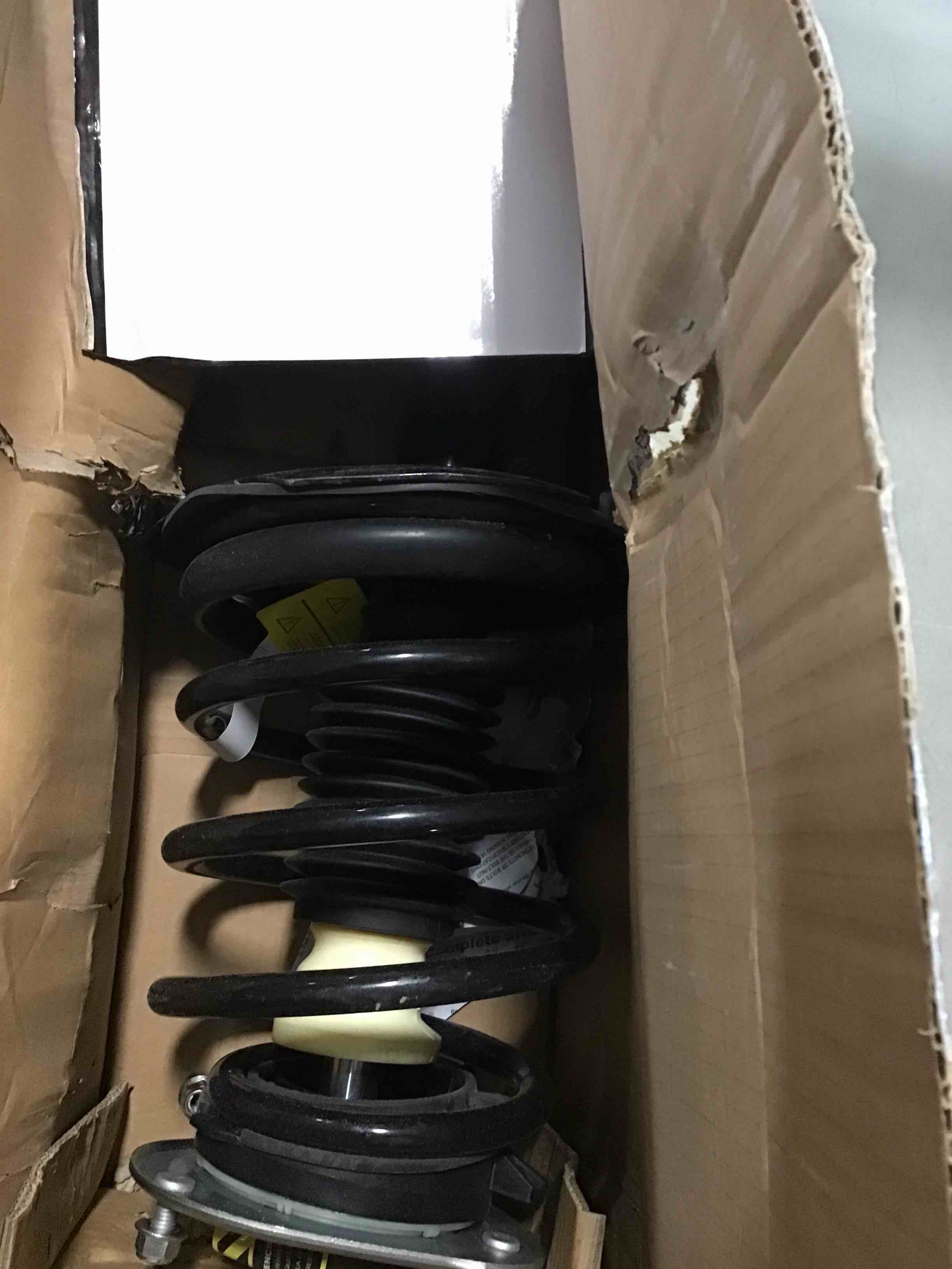 https://s3.amazonaws.com/lotting-images-prod/bidfta/GRN6044251_1707323887556.jpeg