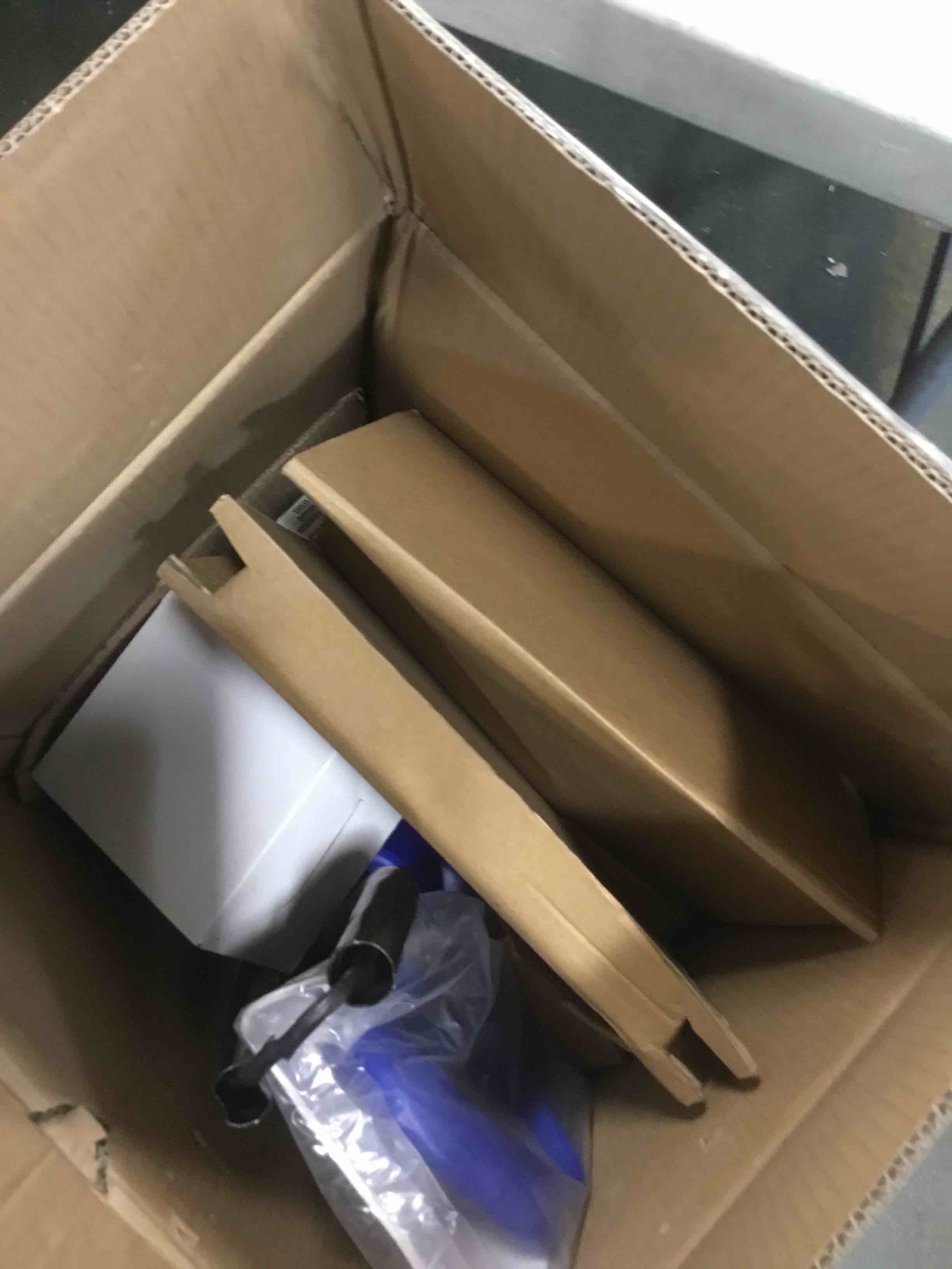 https://s3.amazonaws.com/lotting-images-prod/bidfta/GRN6044989_1707745639118.jpeg