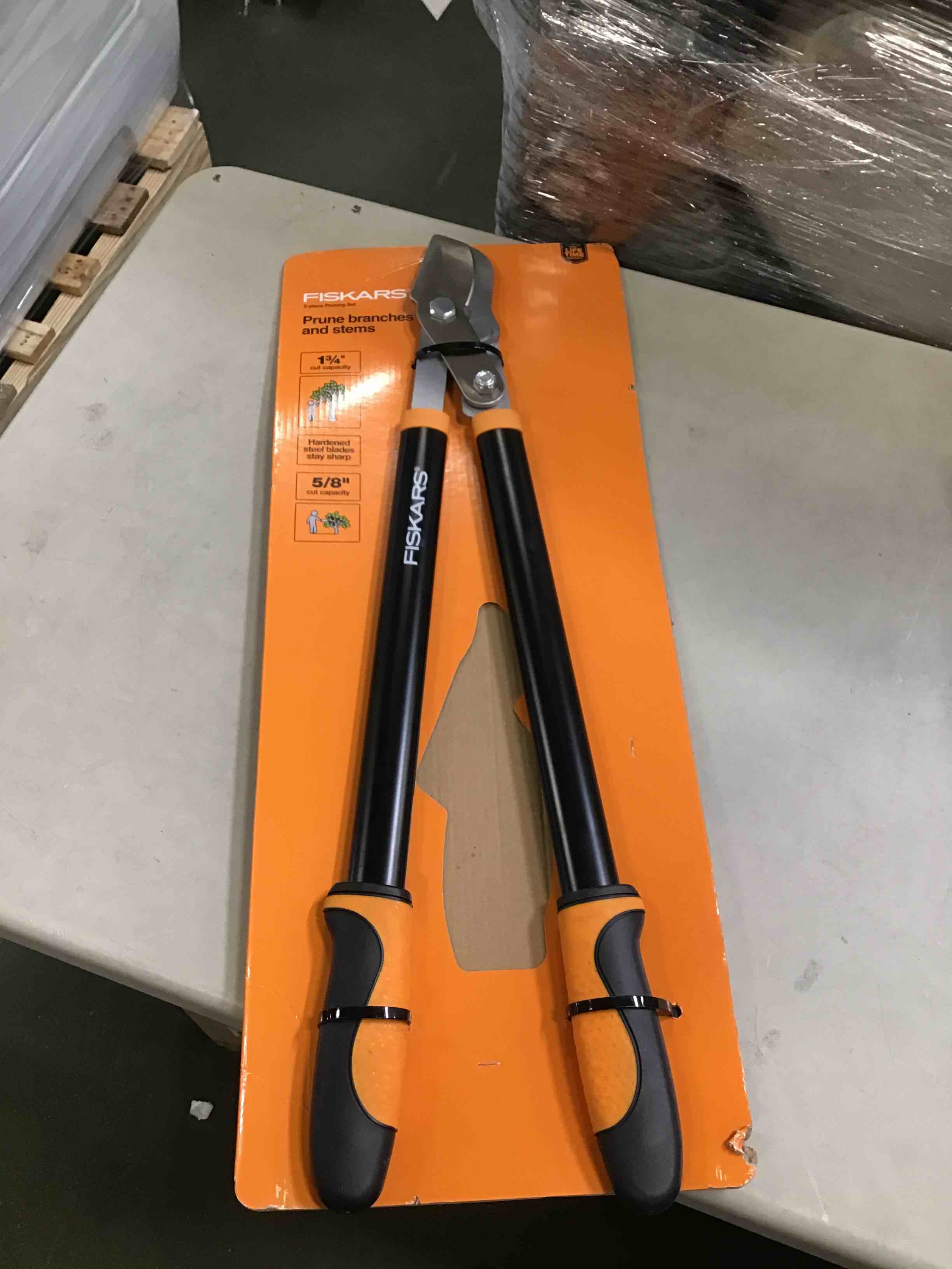 https://s3.amazonaws.com/lotting-images-prod/bidfta/GRN6046011_1713379072310.jpeg
