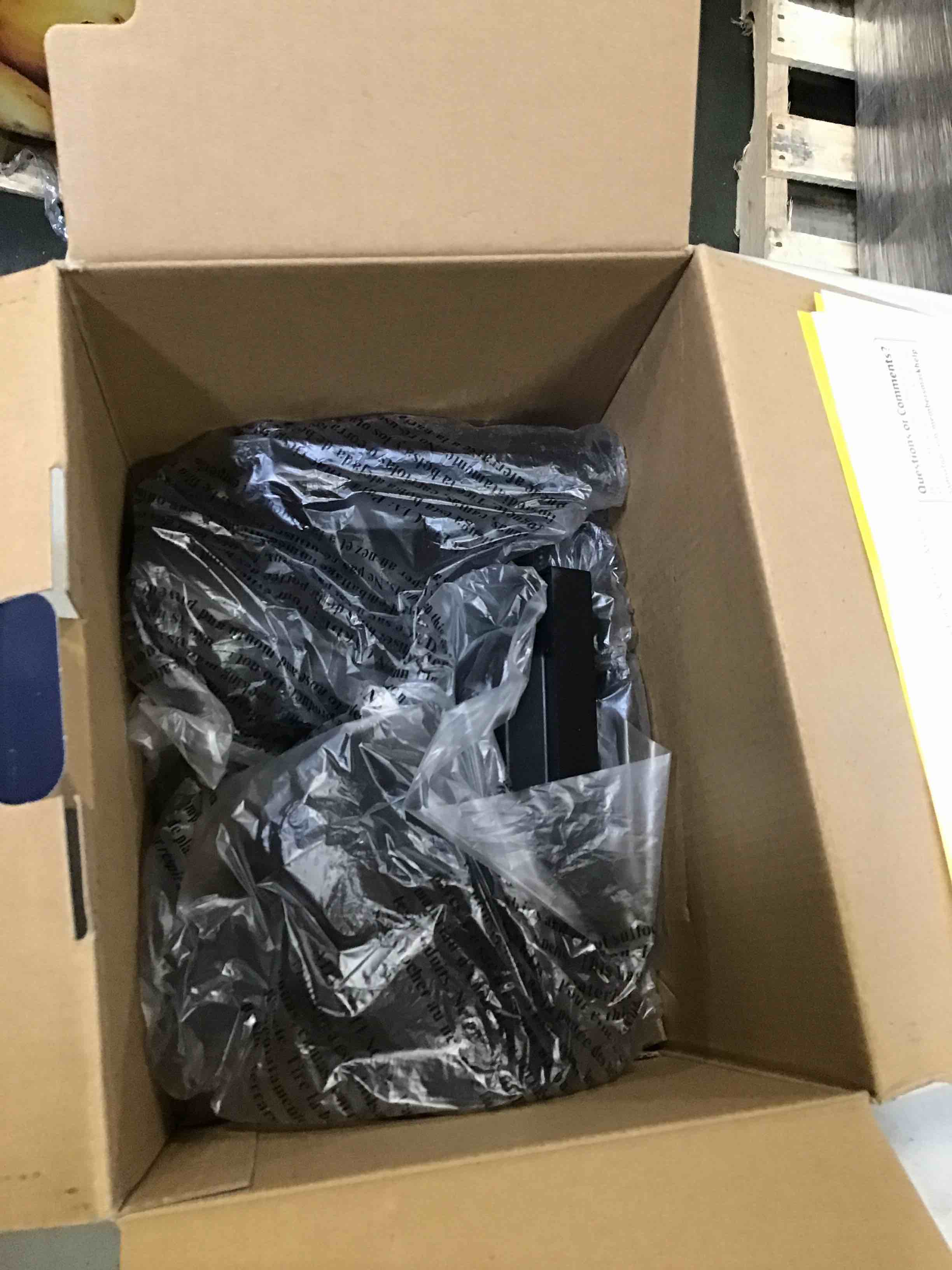 https://s3.amazonaws.com/lotting-images-prod/bidfta/GRN6046159_1713459588404.jpeg