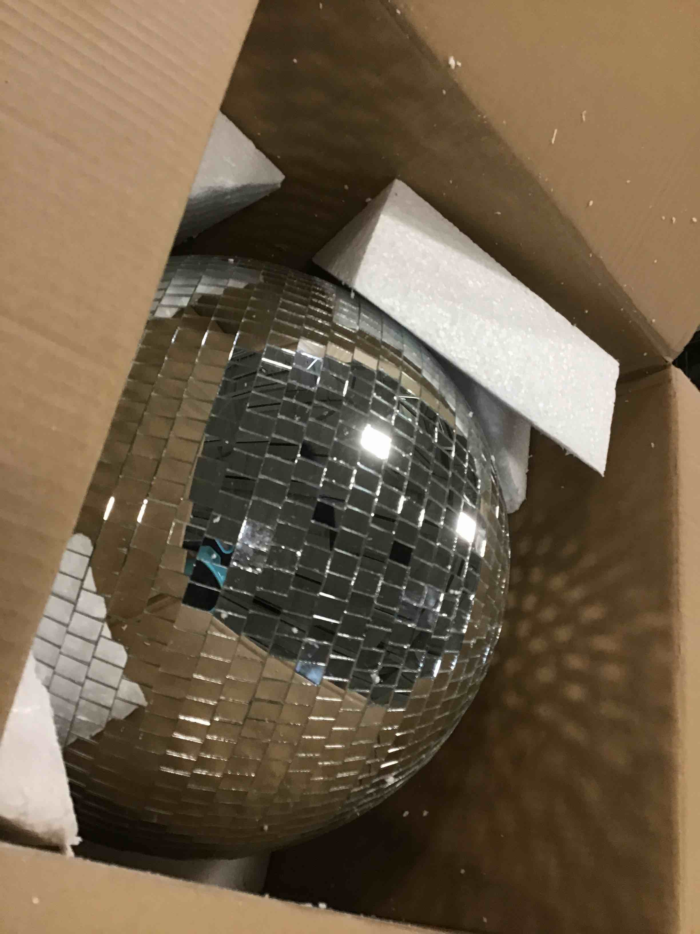https://s3.amazonaws.com/lotting-images-prod/bidfta/GRN6047710_1706971770338.jpeg