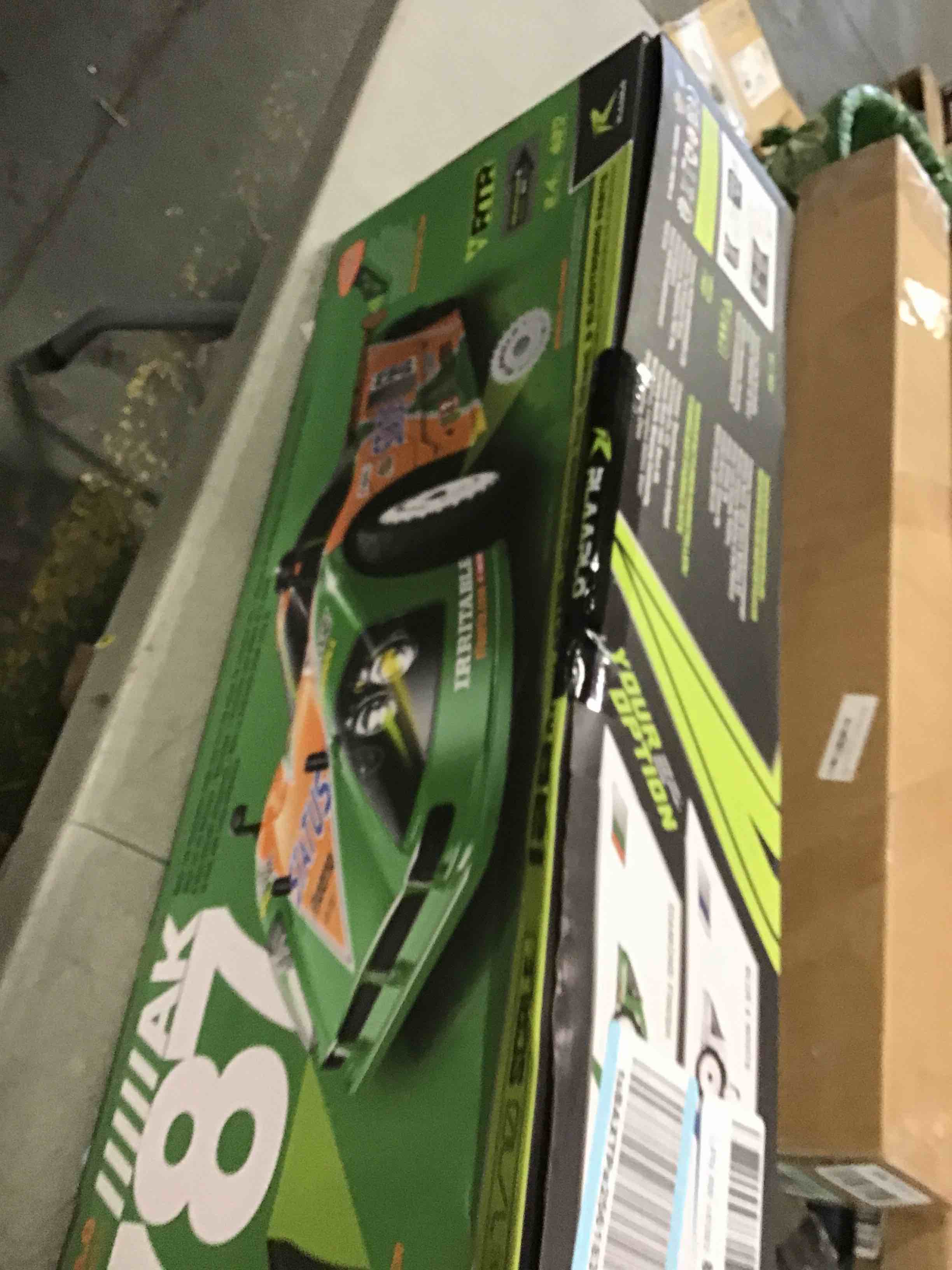 https://s3.amazonaws.com/lotting-images-prod/bidfta/GRN6048105_1707054205164.jpeg