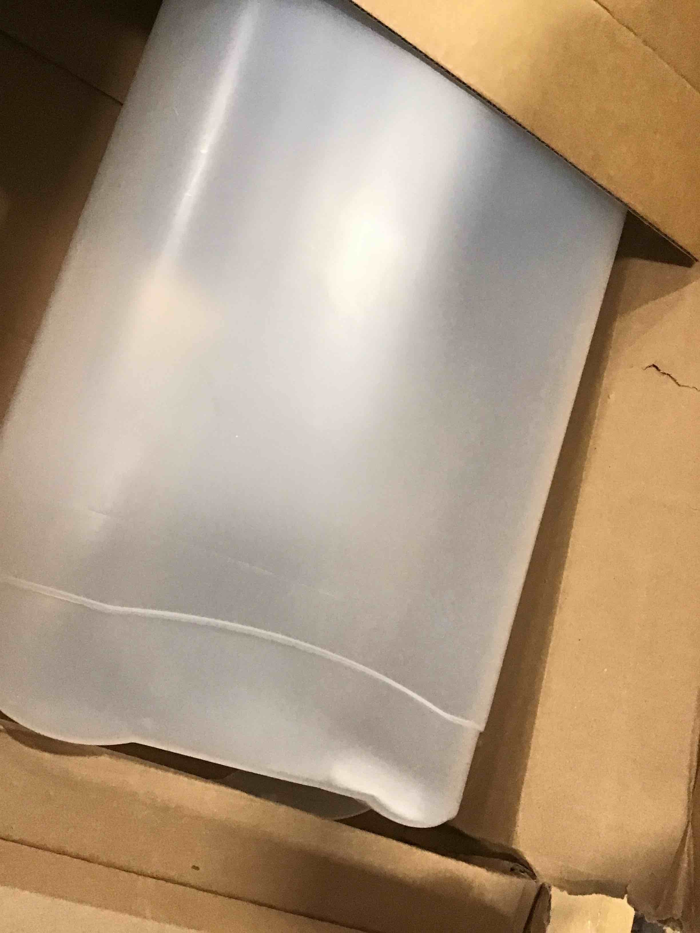https://s3.amazonaws.com/lotting-images-prod/bidfta/GRN6048115_1707054704843.jpeg