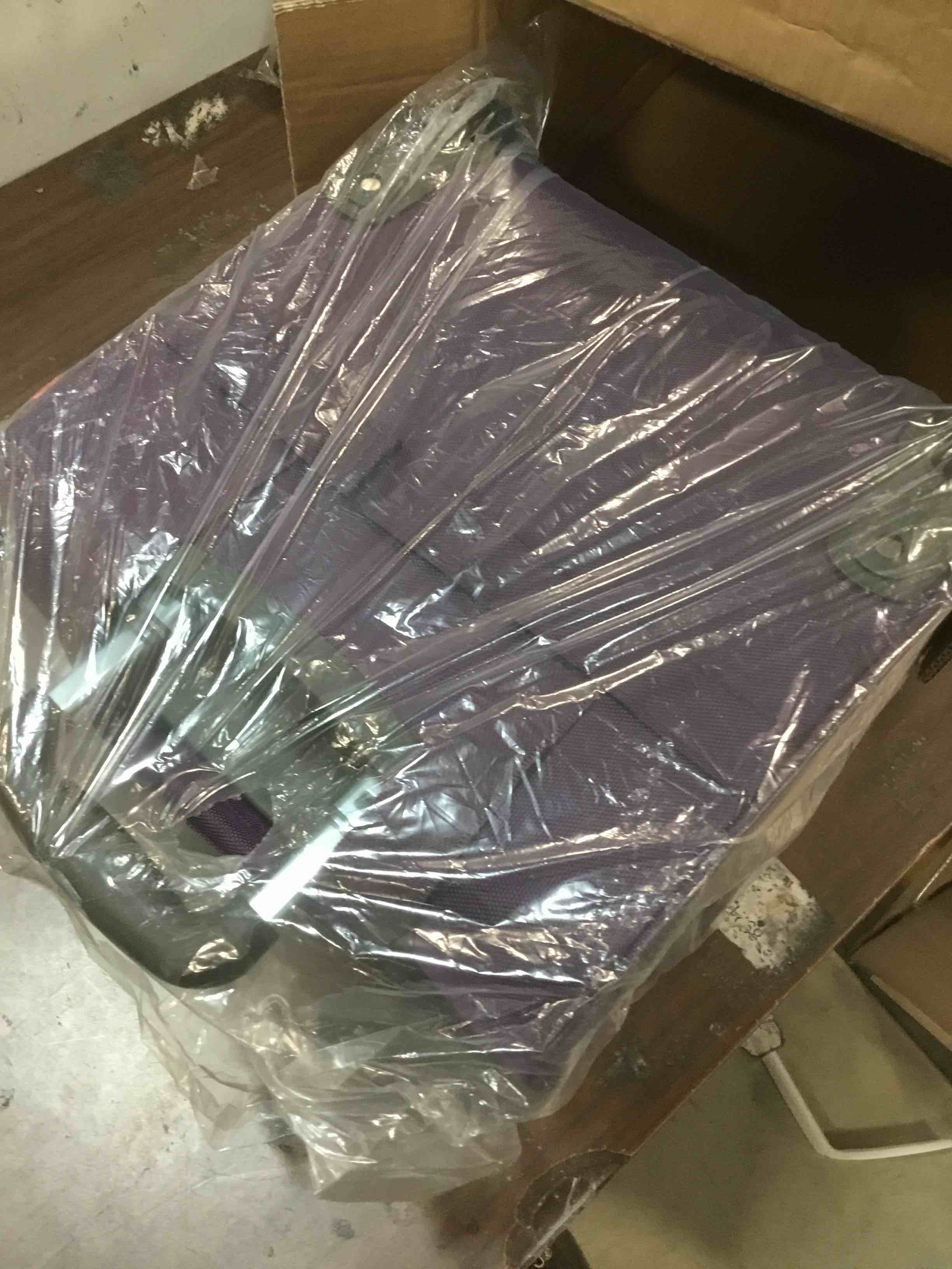 https://s3.amazonaws.com/lotting-images-prod/bidfta/GRN6049960_1707484914269.jpeg