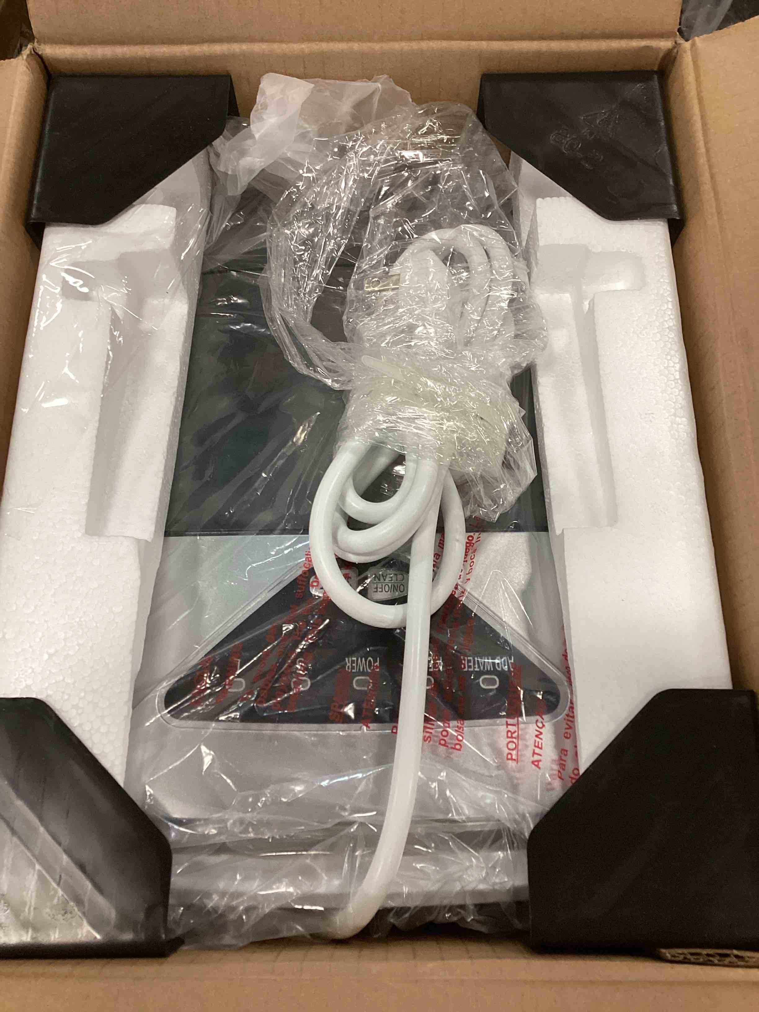 https://s3.amazonaws.com/lotting-images-prod/bidfta/GRN6051967_1707579430982.jpeg