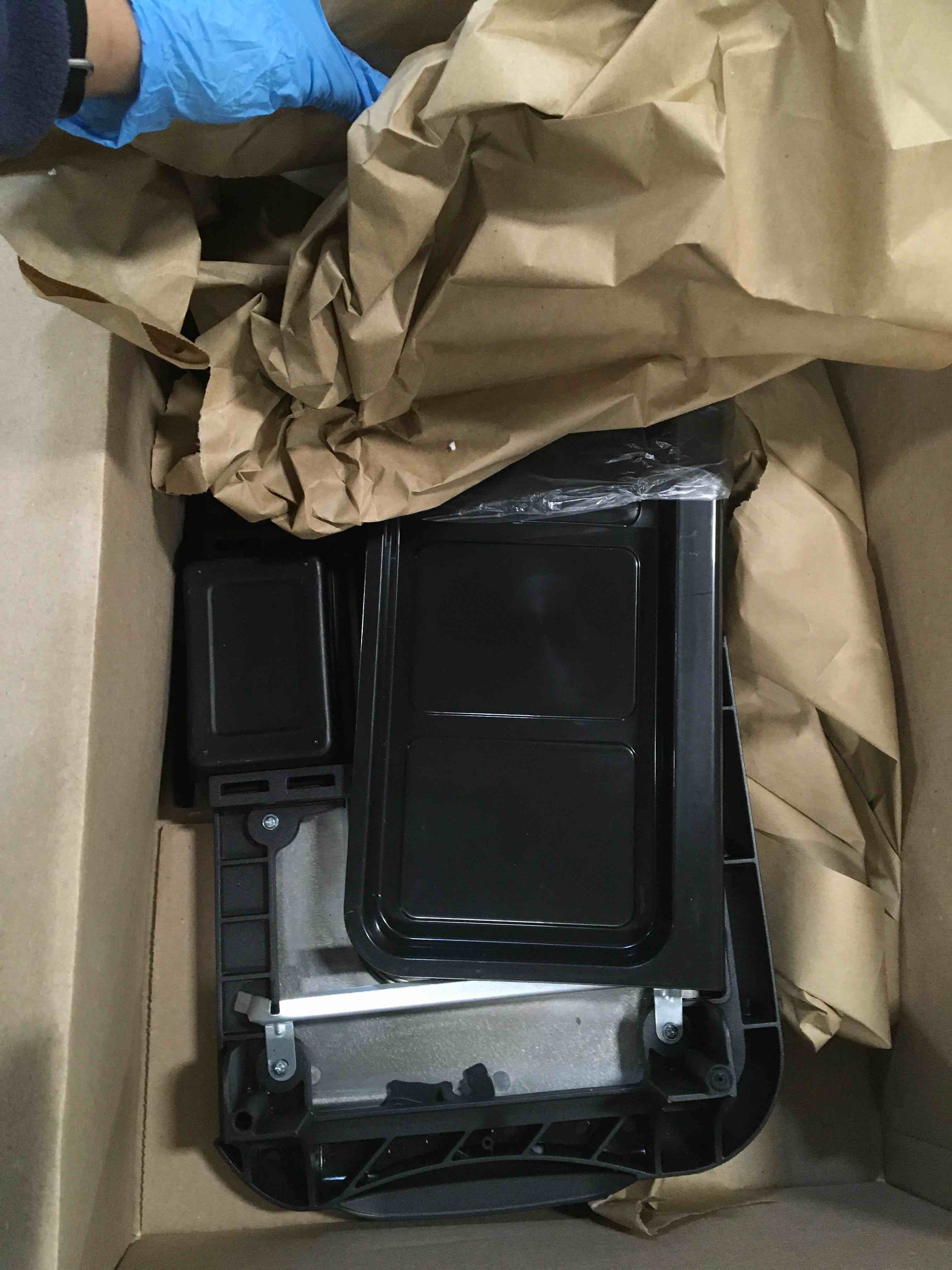 https://s3.amazonaws.com/lotting-images-prod/bidfta/GRN6052092_1707739605306.jpeg