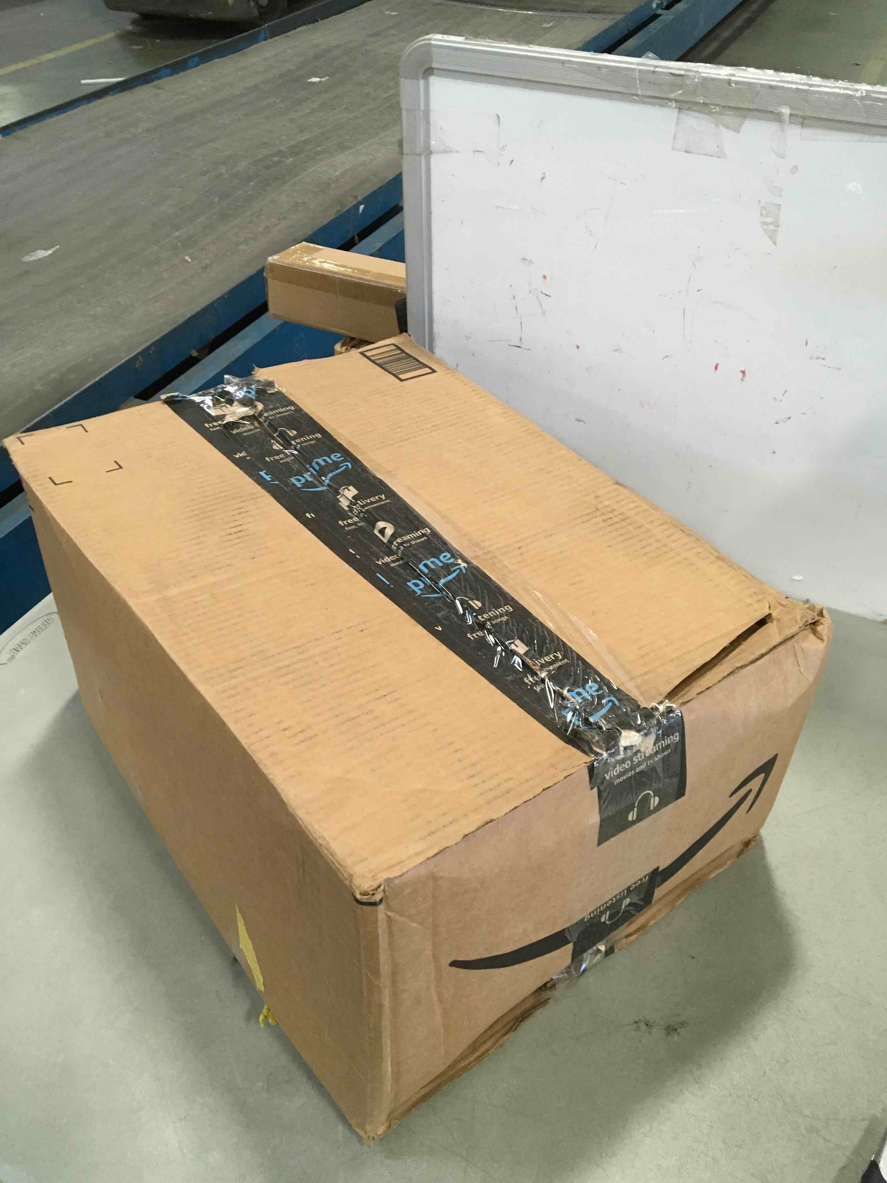 https://s3.amazonaws.com/lotting-images-prod/bidfta/GRN6052277_1707762754908.jpeg