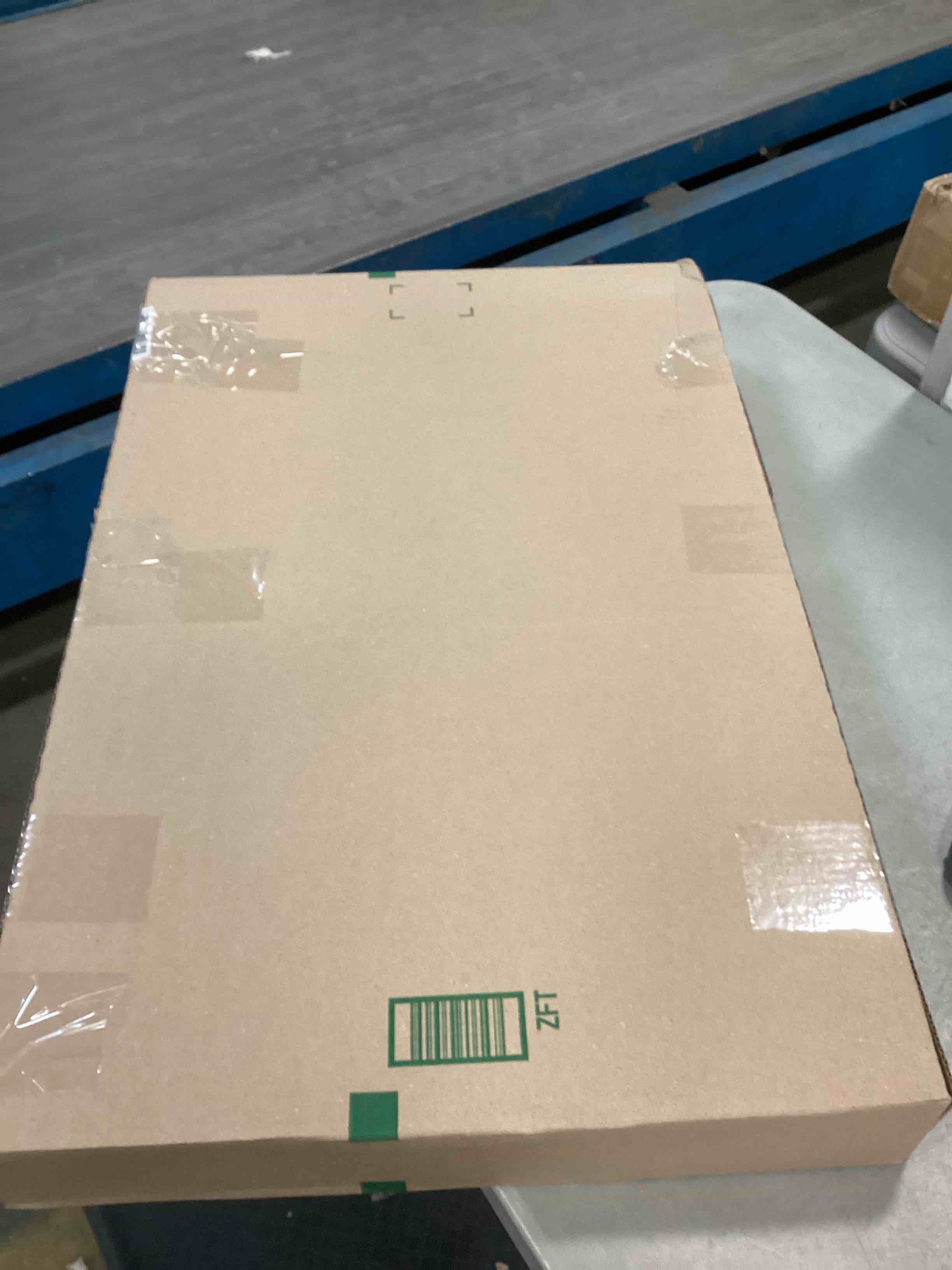 https://s3.amazonaws.com/lotting-images-prod/bidfta/GRN6052317_1707766833833.jpeg