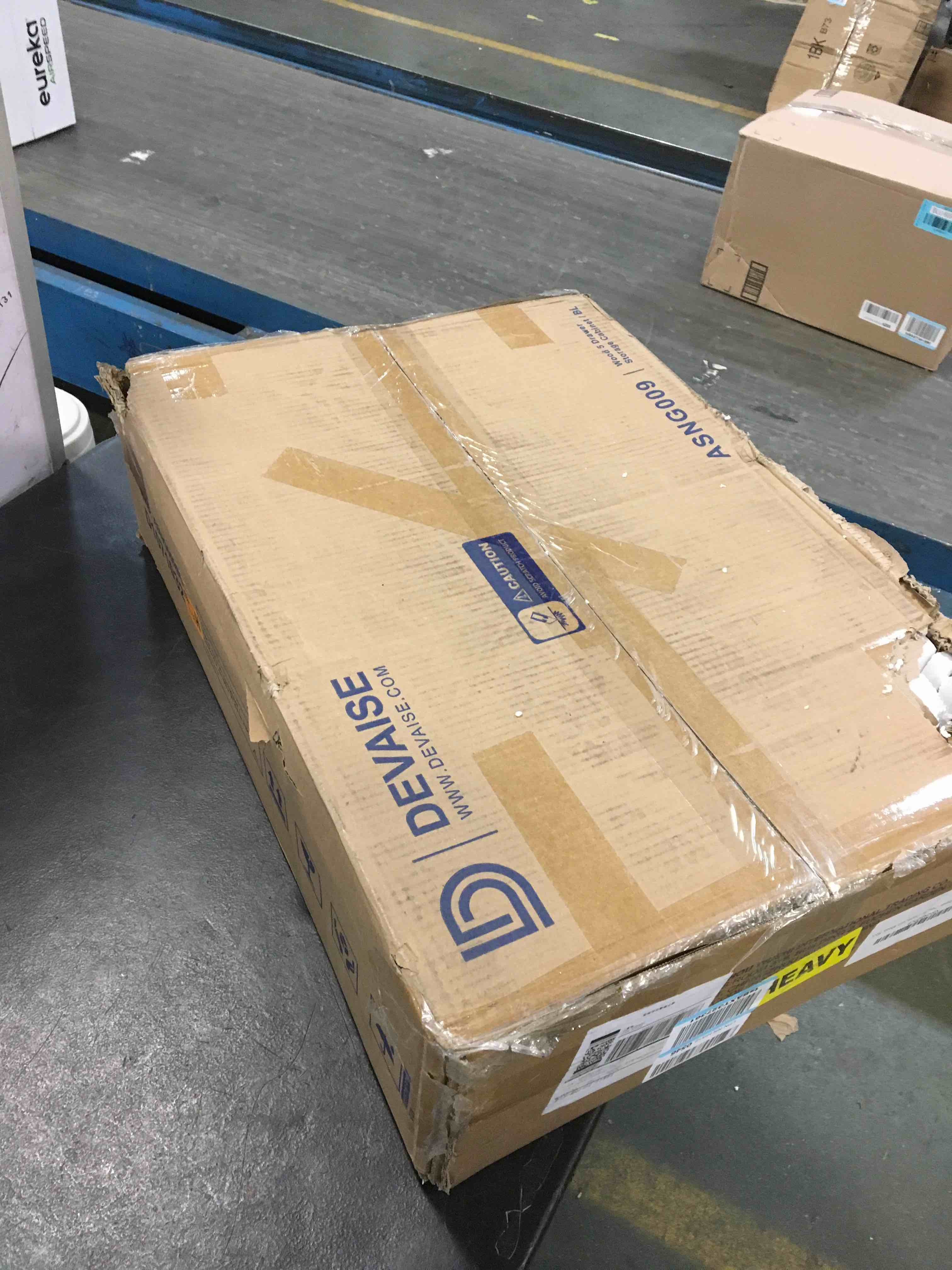 https://s3.amazonaws.com/lotting-images-prod/bidfta/GRN6052414_1707832376686.jpeg