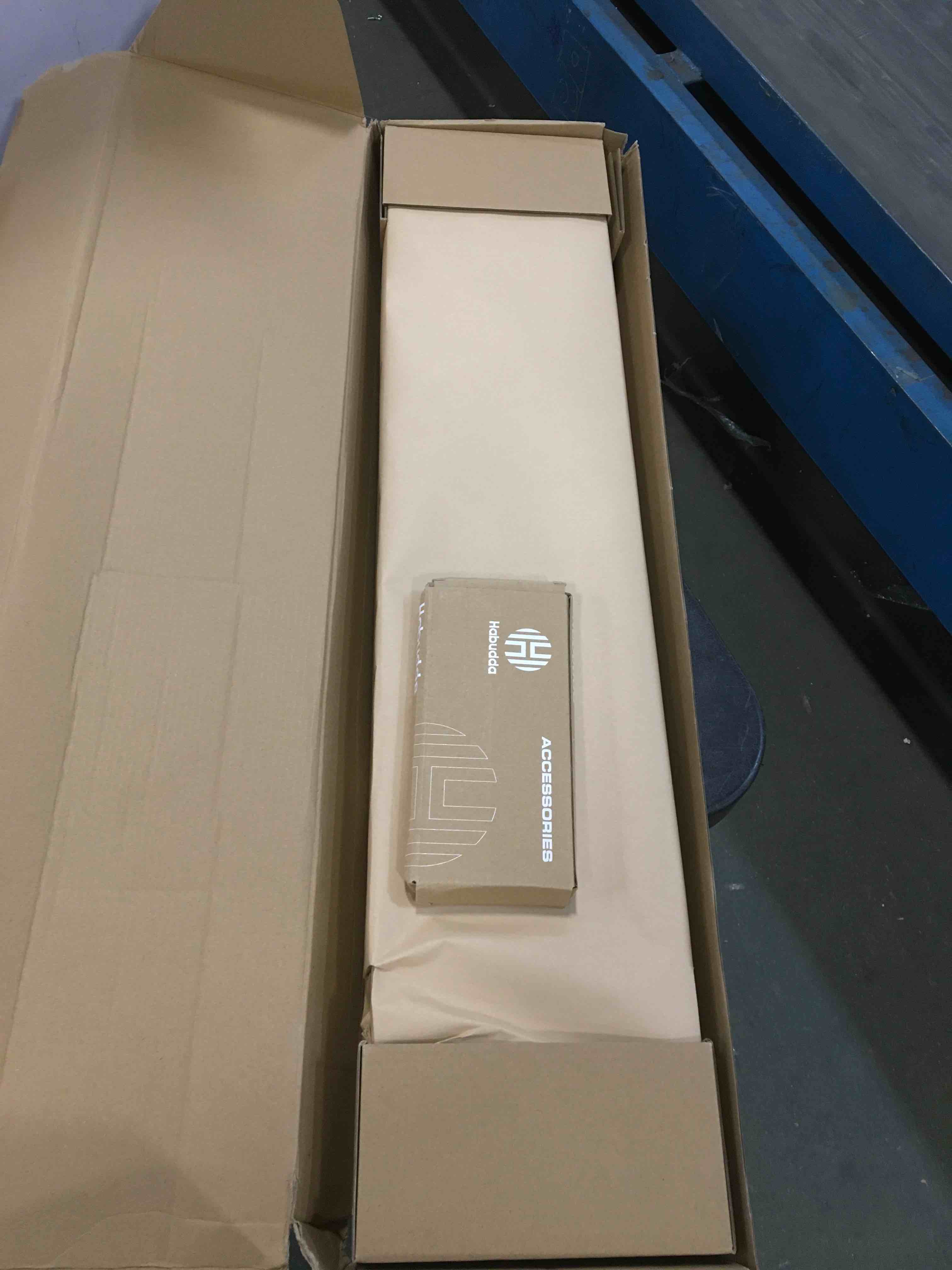 https://s3.amazonaws.com/lotting-images-prod/bidfta/GRN6052526_1707848269343.jpeg