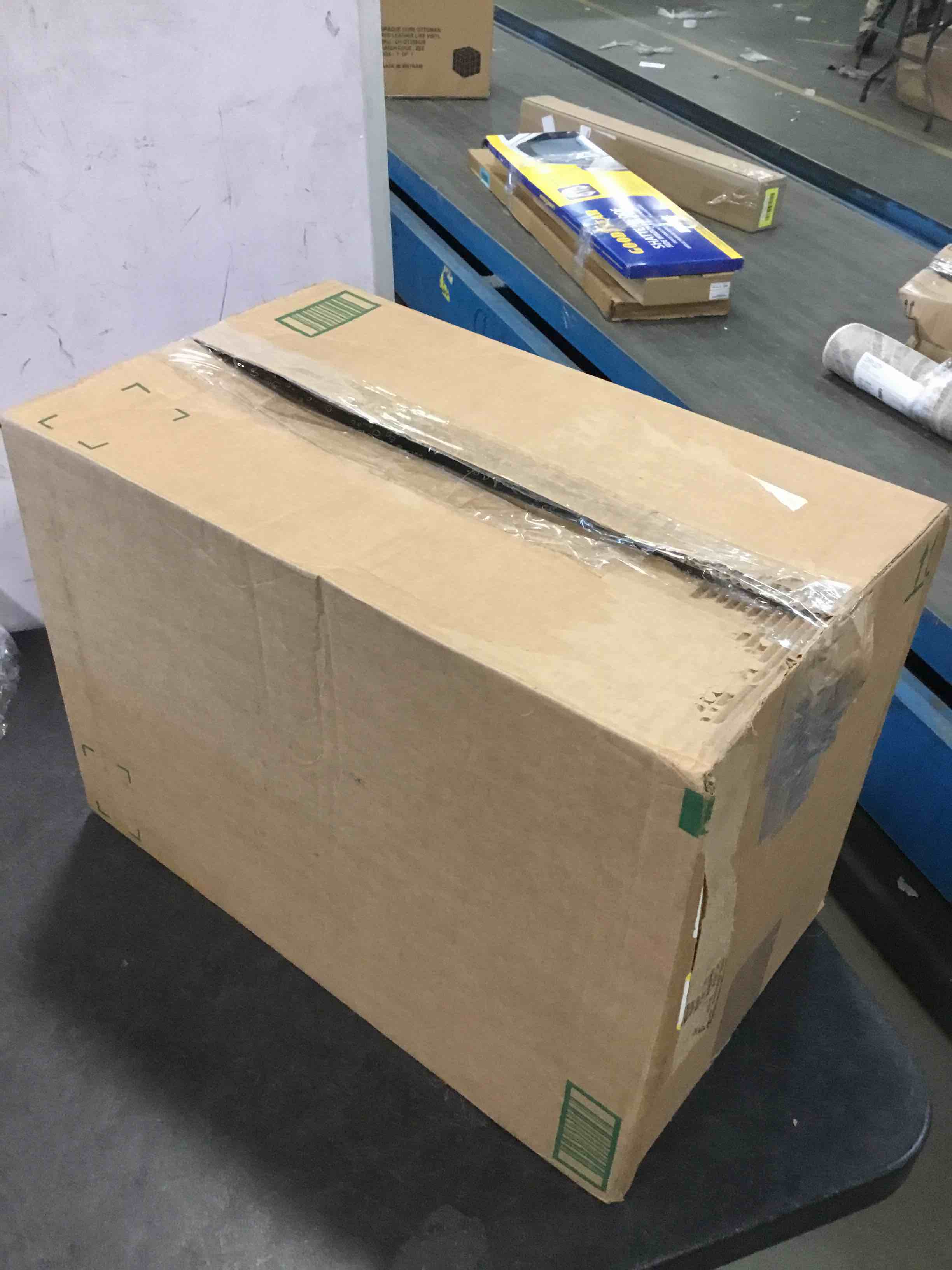 https://s3.amazonaws.com/lotting-images-prod/bidfta/GRN6052609_1707859096465.jpeg