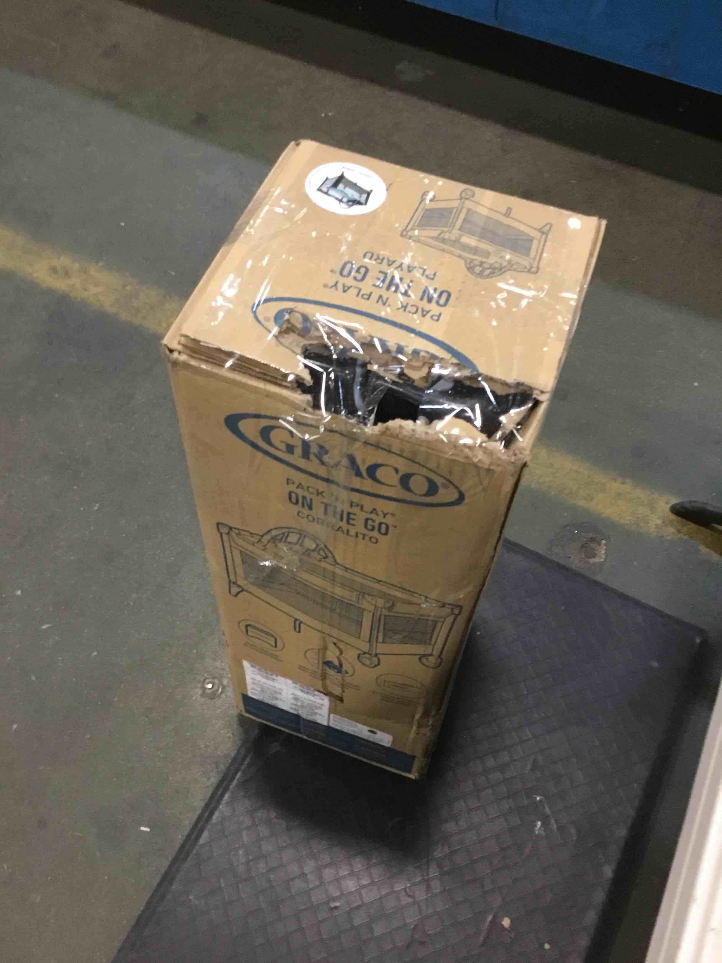 https://s3.amazonaws.com/lotting-images-prod/bidfta/GRN6052654_1707912943344.jpeg