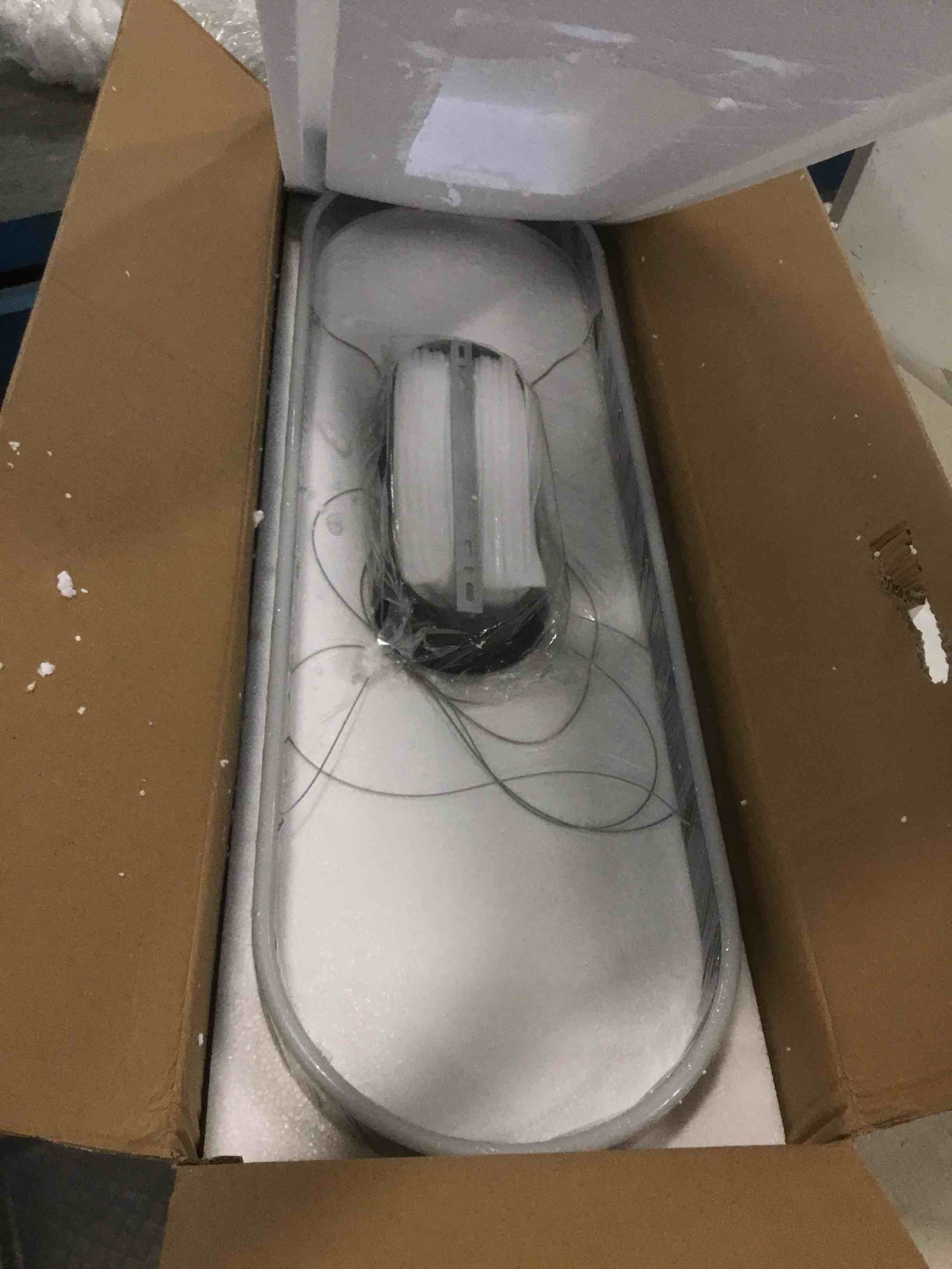 https://s3.amazonaws.com/lotting-images-prod/bidfta/GRN6052688_1707920839646.jpeg