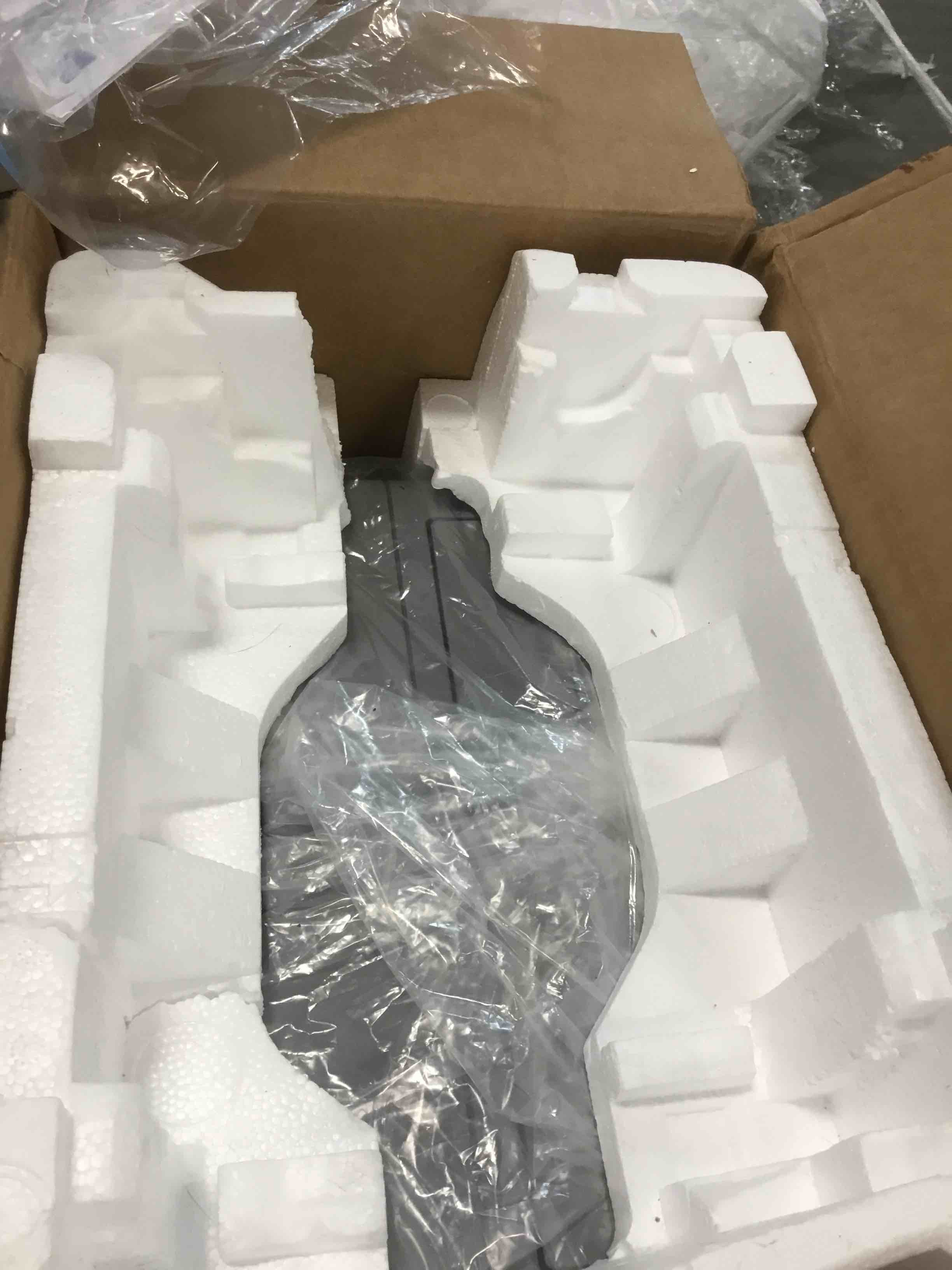 https://s3.amazonaws.com/lotting-images-prod/bidfta/GRN6052745_1707925462726.jpeg