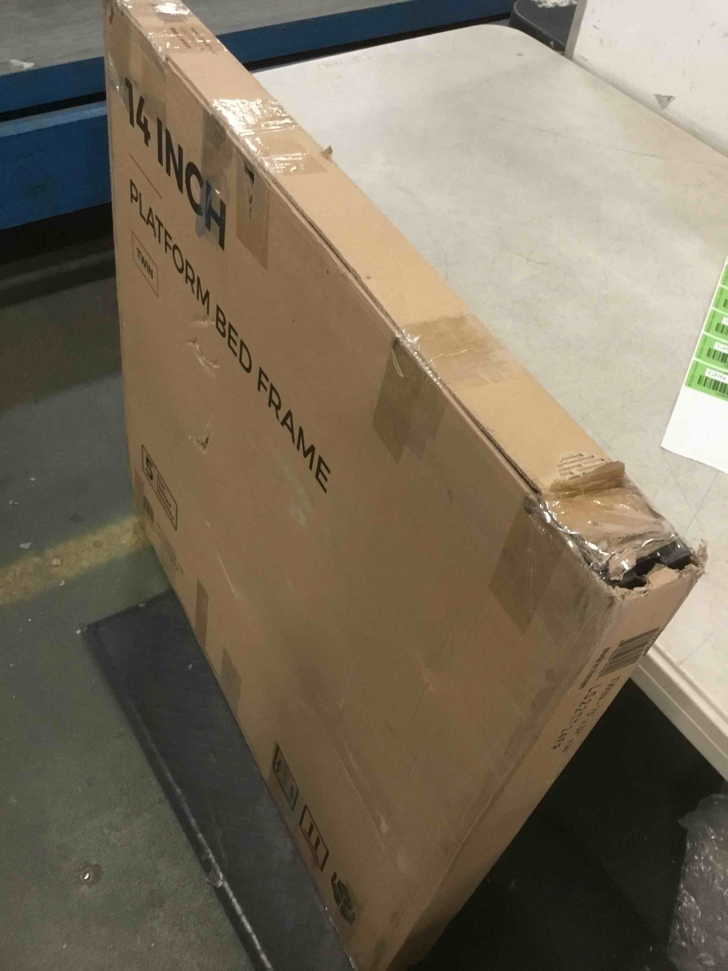 https://s3.amazonaws.com/lotting-images-prod/bidfta/GRN6052773_1707936948008.jpeg
