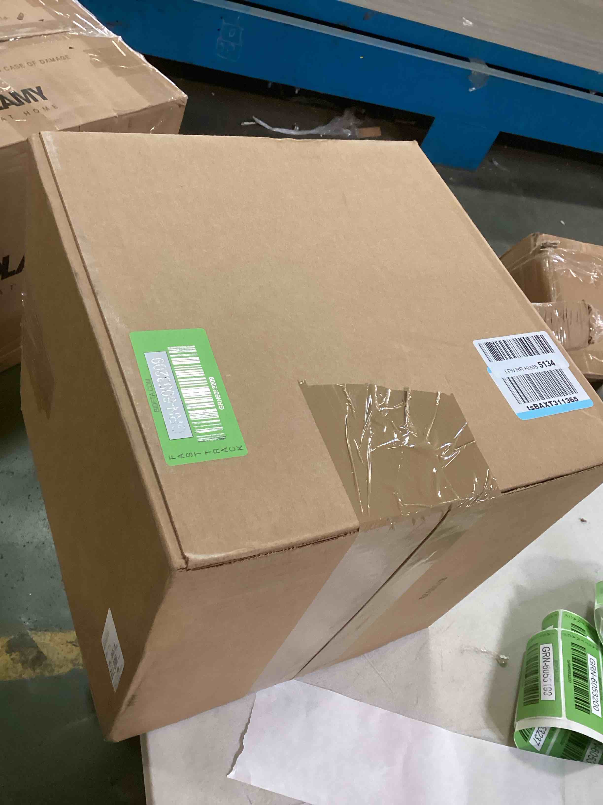 https://s3.amazonaws.com/lotting-images-prod/bidfta/GRN6053209_1707849091953.jpeg