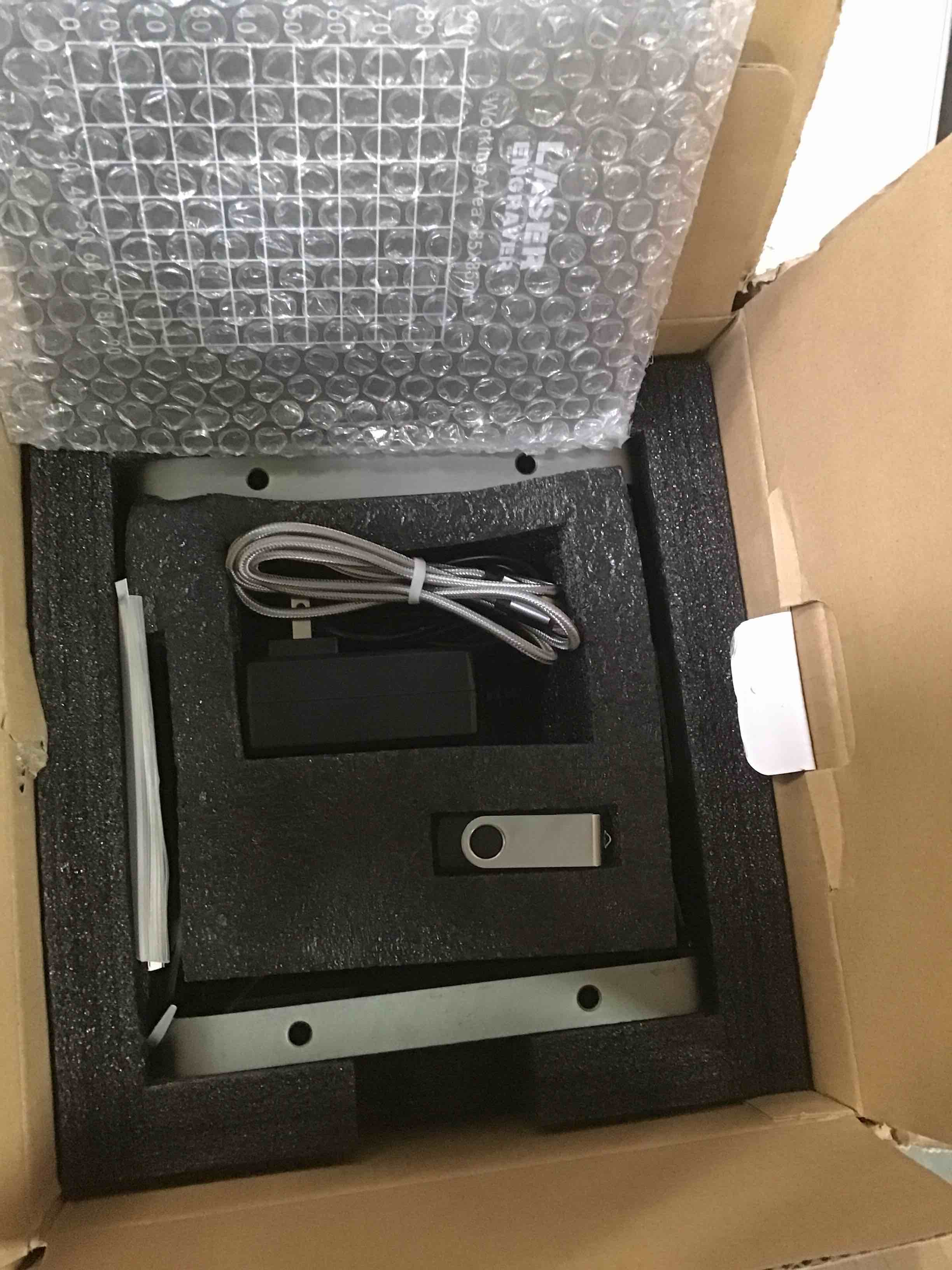 https://s3.amazonaws.com/lotting-images-prod/bidfta/GRN6053313_1707922625162.jpeg