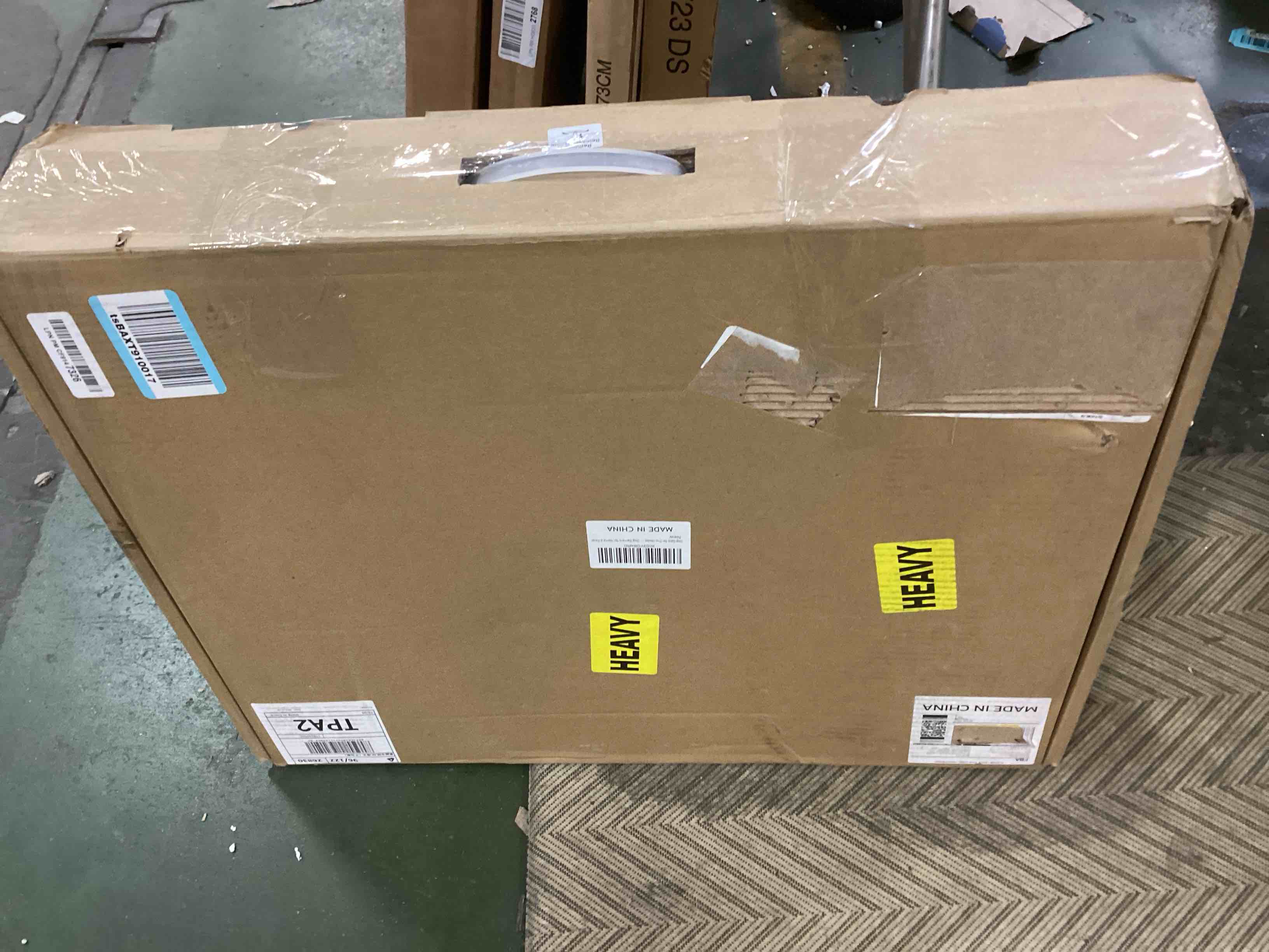 https://s3.amazonaws.com/lotting-images-prod/bidfta/GRN6053799_1708971957234.jpeg