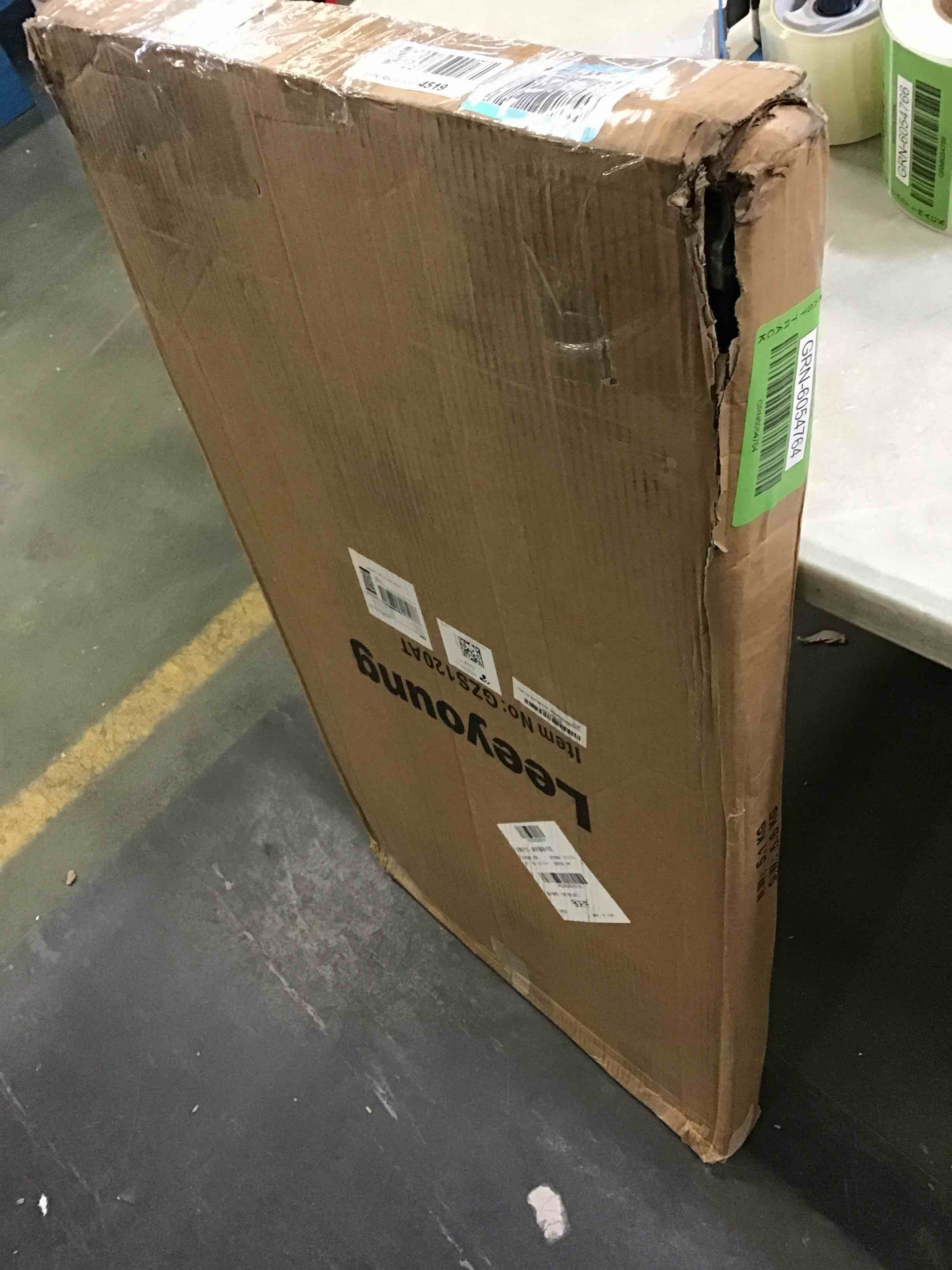 https://s3.amazonaws.com/lotting-images-prod/bidfta/GRN6054764_1707852510693.jpeg