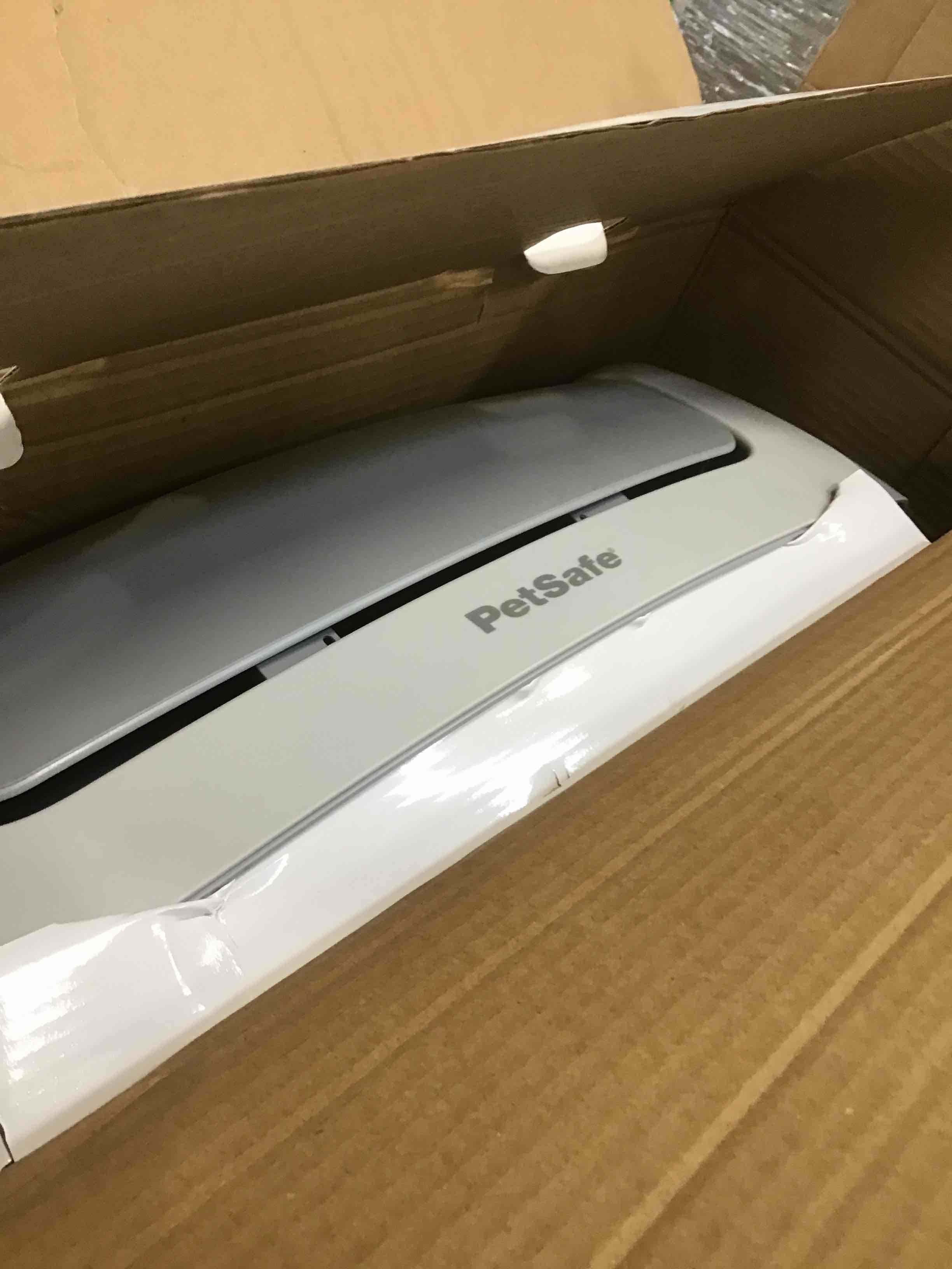 https://s3.amazonaws.com/lotting-images-prod/bidfta/GRN6055126_1708009016648.jpeg