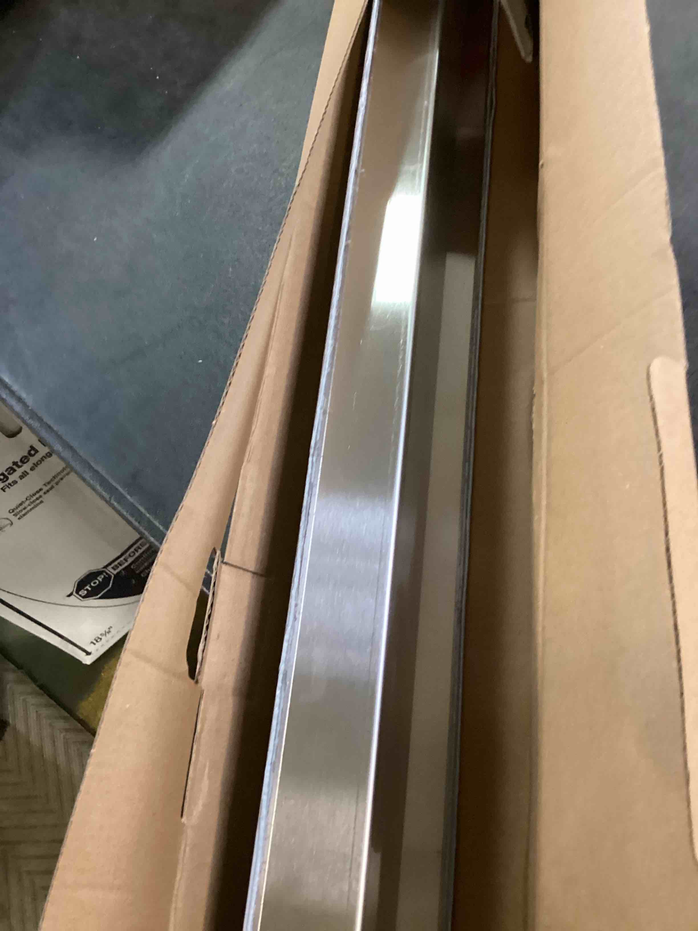 https://s3.amazonaws.com/lotting-images-prod/bidfta/GRN6055370_1708101789014.jpeg