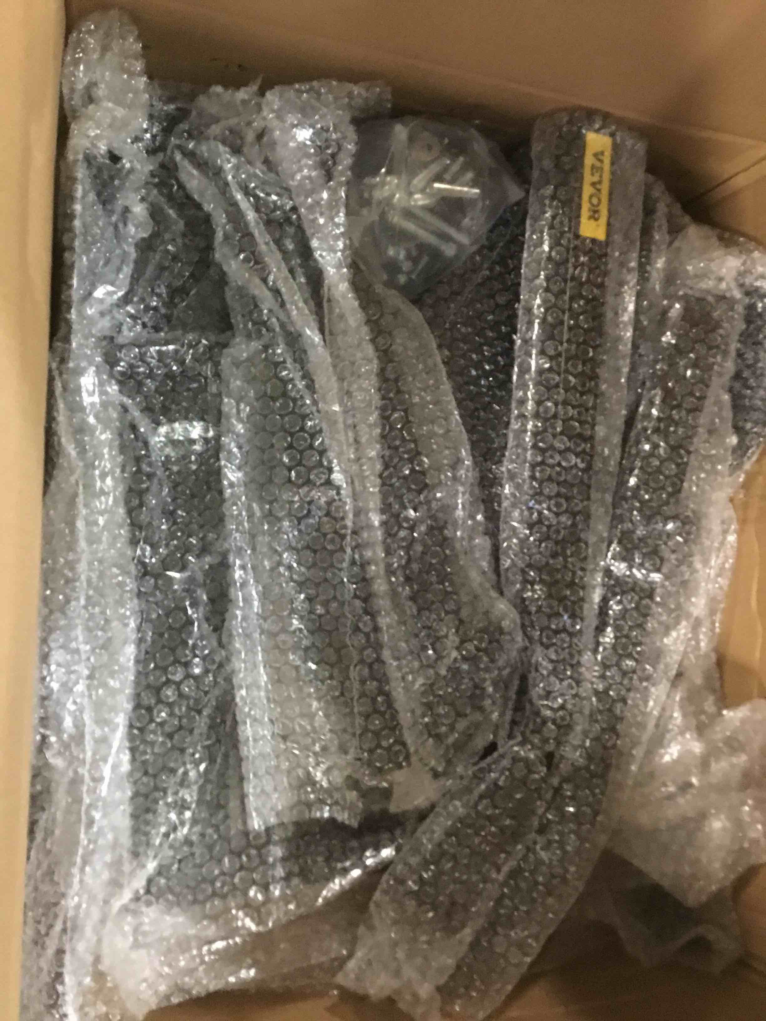 https://s3.amazonaws.com/lotting-images-prod/bidfta/GRN6055489_1708177058812.jpeg