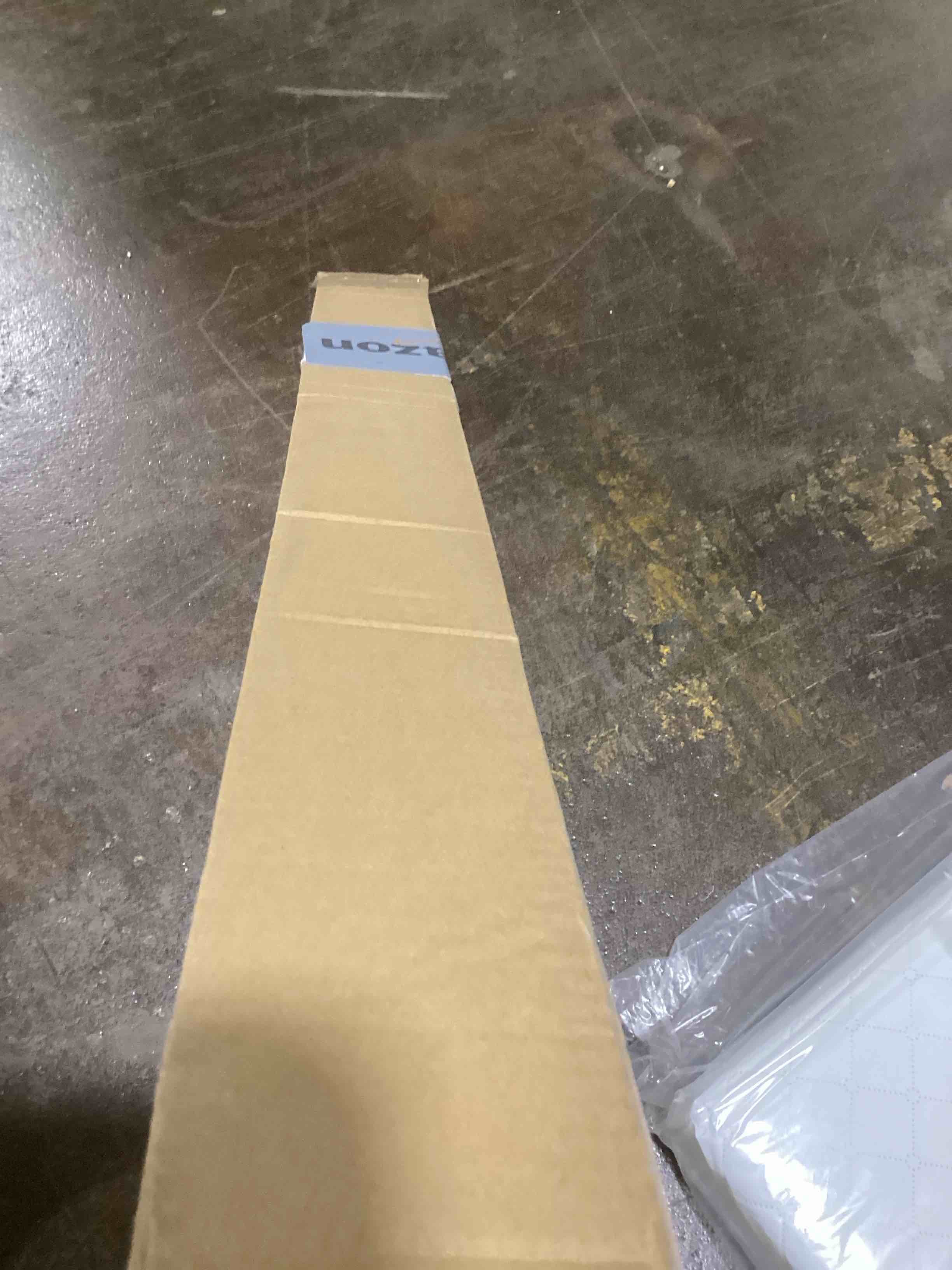 https://s3.amazonaws.com/lotting-images-prod/bidfta/GRN6056289_1711546920606.jpeg