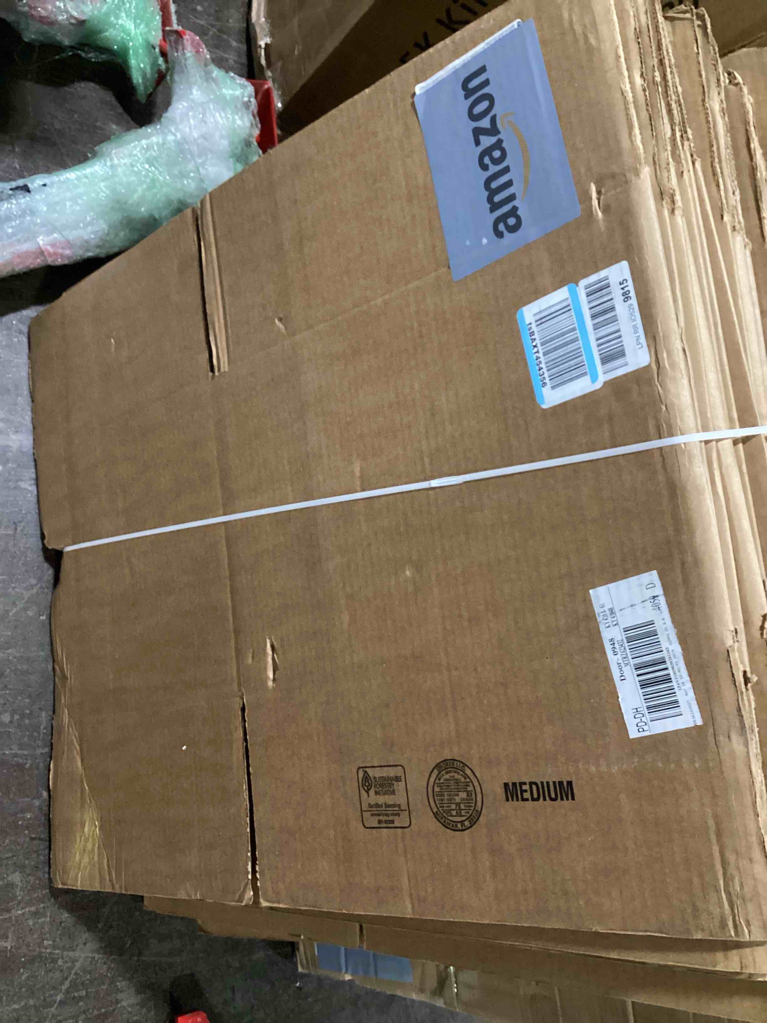 https://s3.amazonaws.com/lotting-images-prod/bidfta/GRN6059492_1714067802564.jpeg