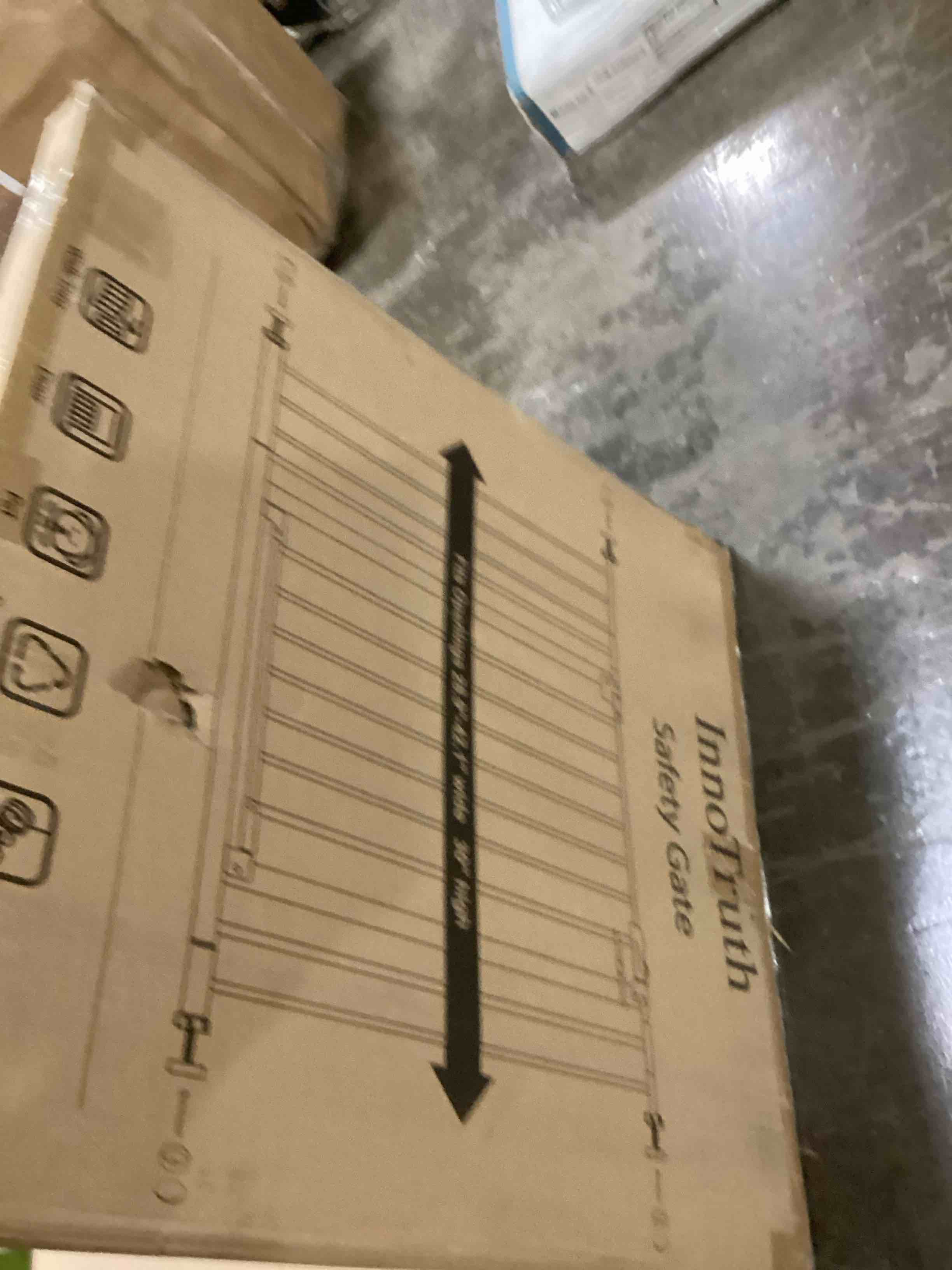 https://s3.amazonaws.com/lotting-images-prod/bidfta/GRN6060813_1710775862833.jpeg