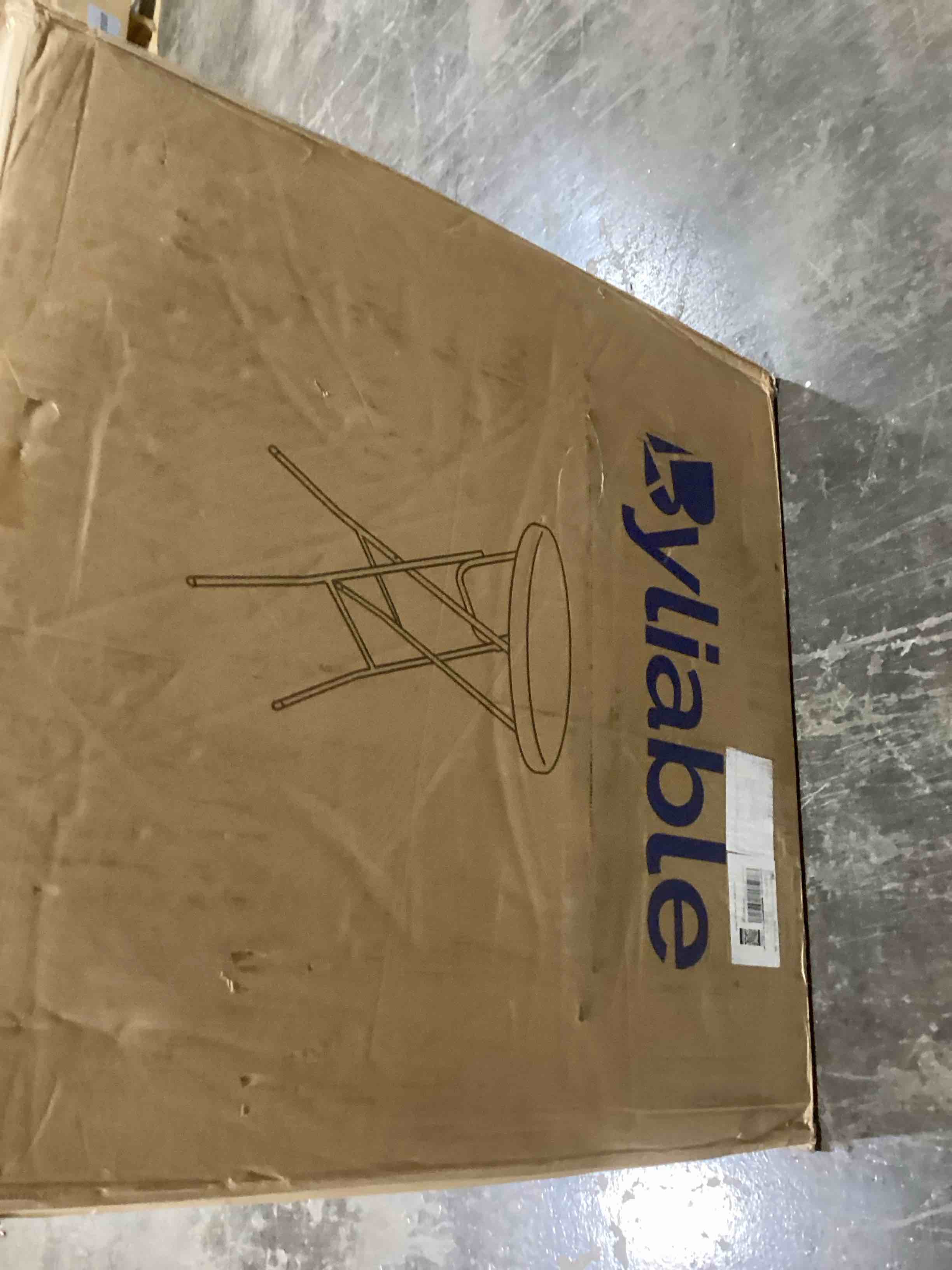 https://s3.amazonaws.com/lotting-images-prod/bidfta/GRN6060823_1710776015156.jpeg