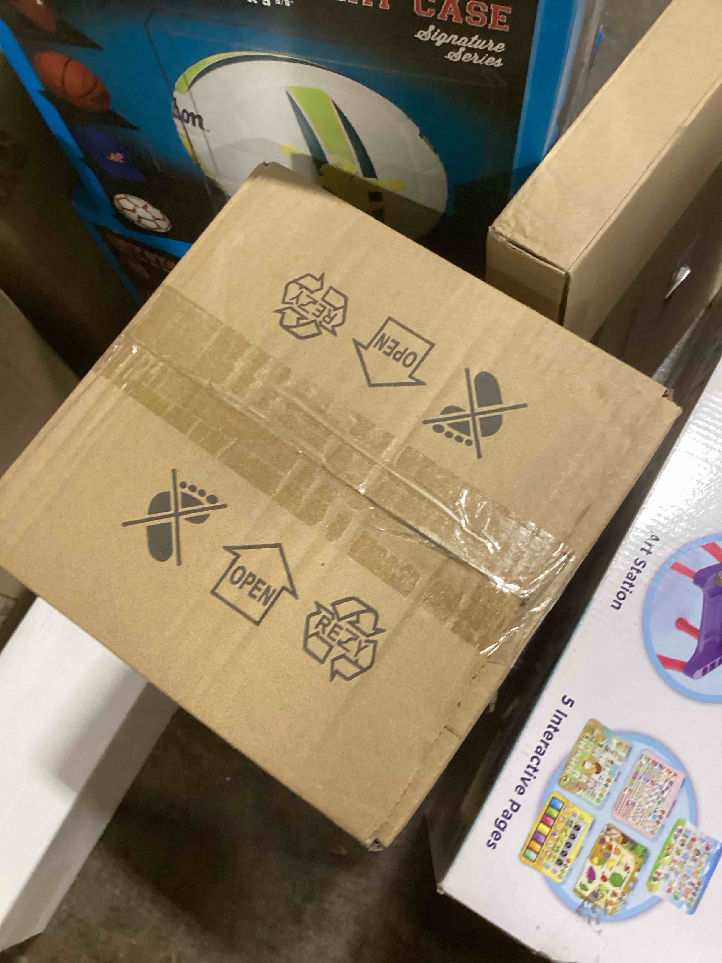 https://s3.amazonaws.com/lotting-images-prod/bidfta/GRN6061354_1712756866916.jpeg