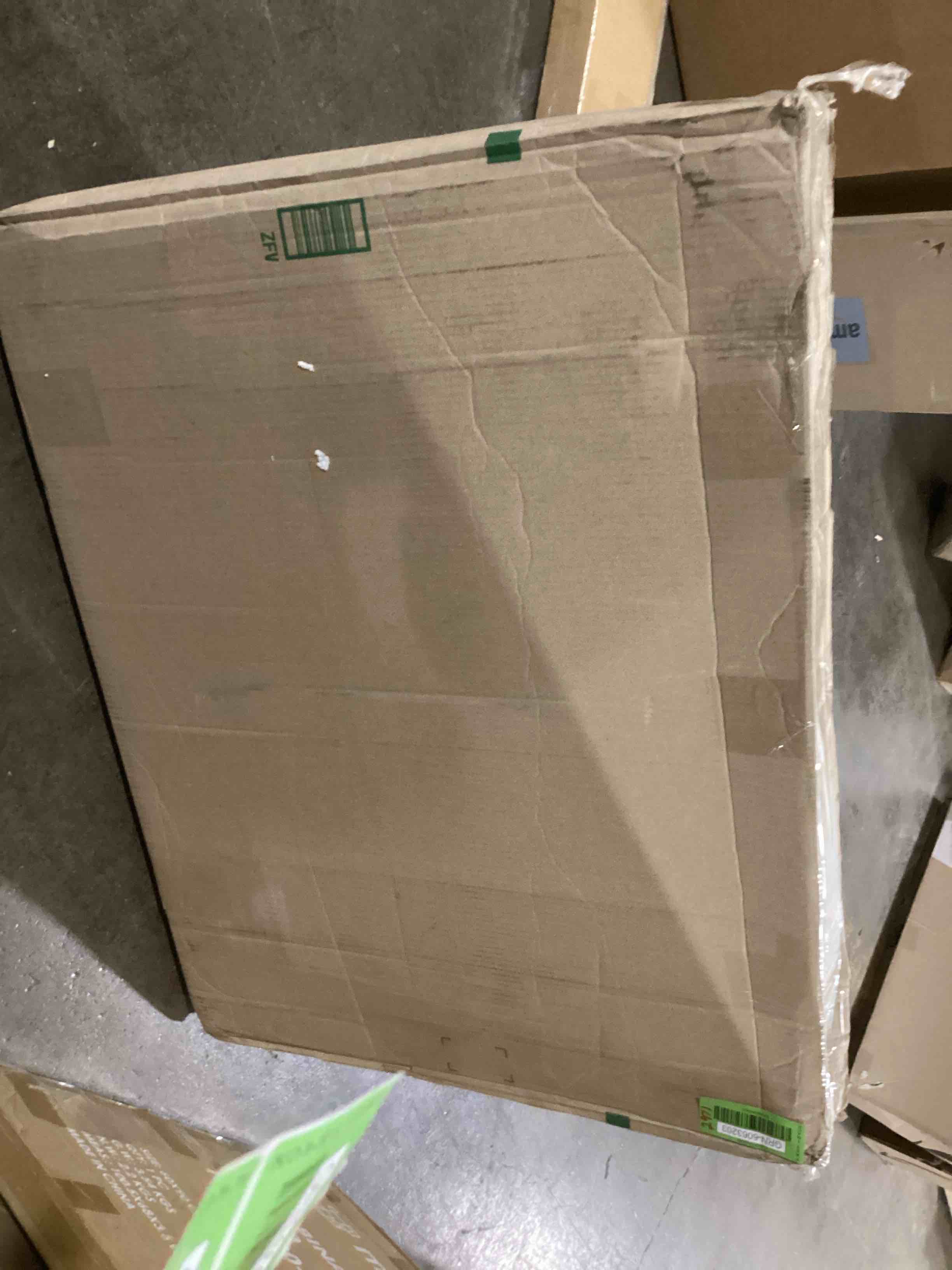 https://s3.amazonaws.com/lotting-images-prod/bidfta/GRN6063203_1713372571363.jpeg
