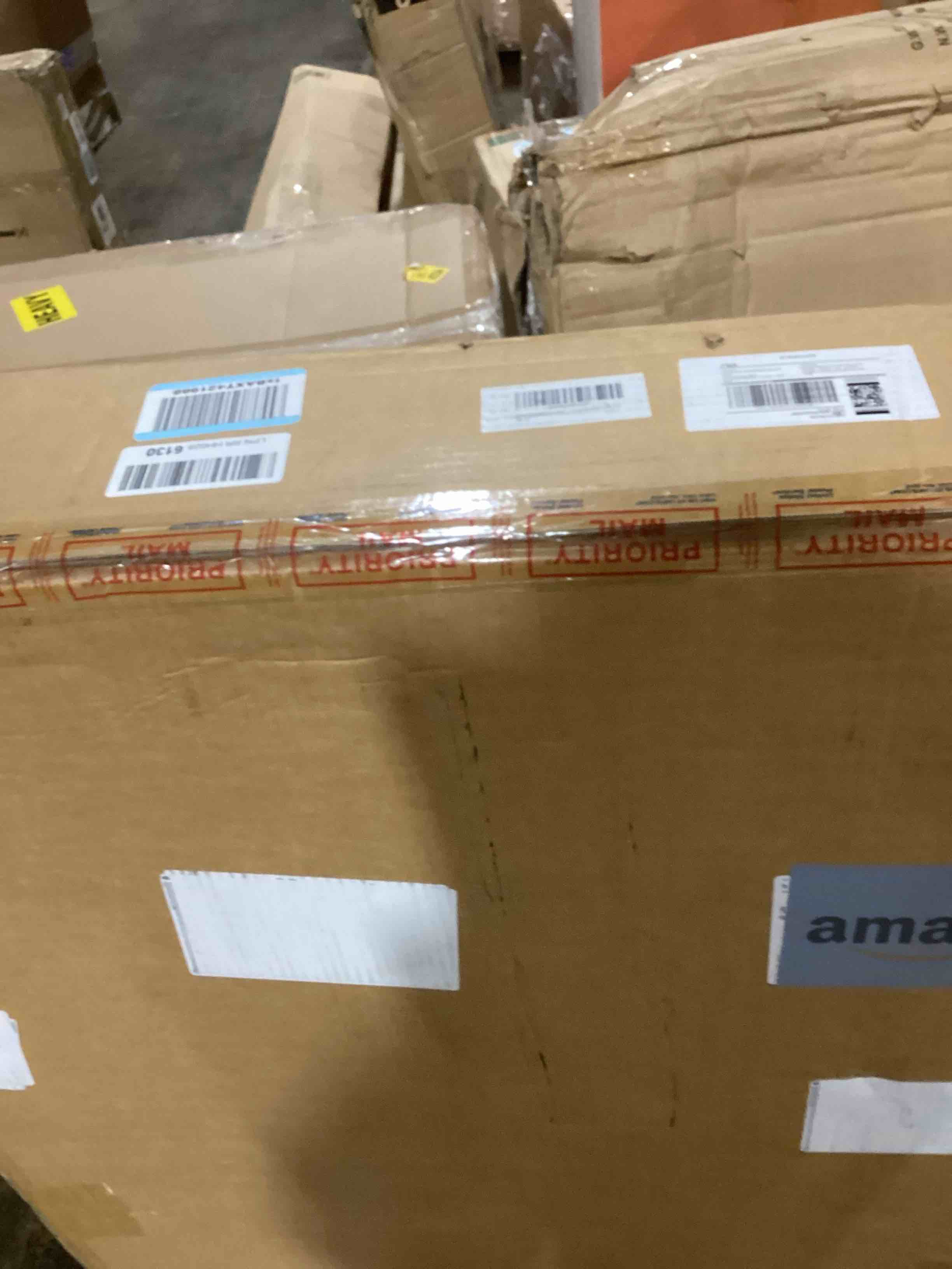 https://s3.amazonaws.com/lotting-images-prod/bidfta/GRN6063256_1713374974652.jpeg