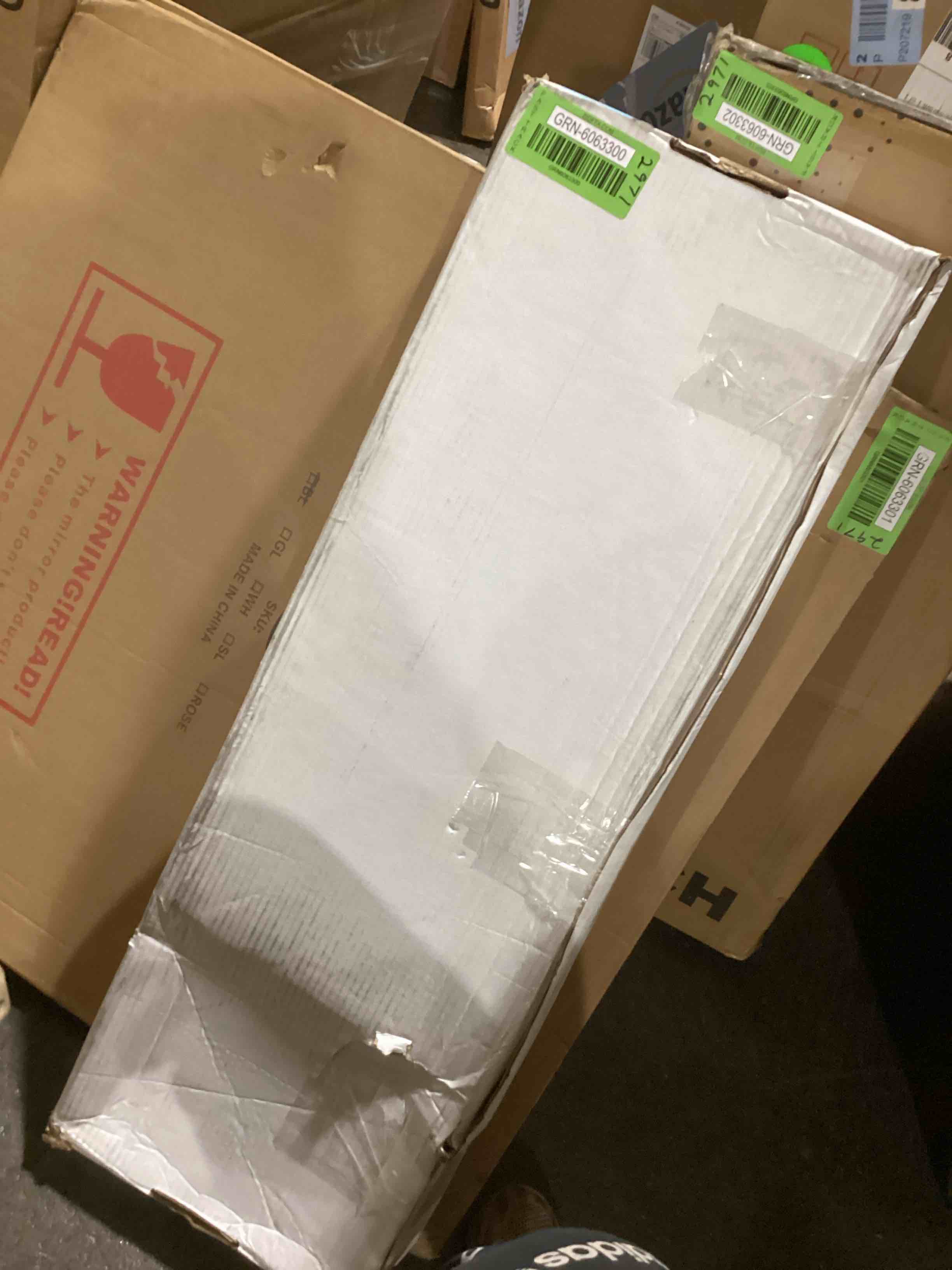 https://s3.amazonaws.com/lotting-images-prod/bidfta/GRN6063300_1713373436462.jpeg