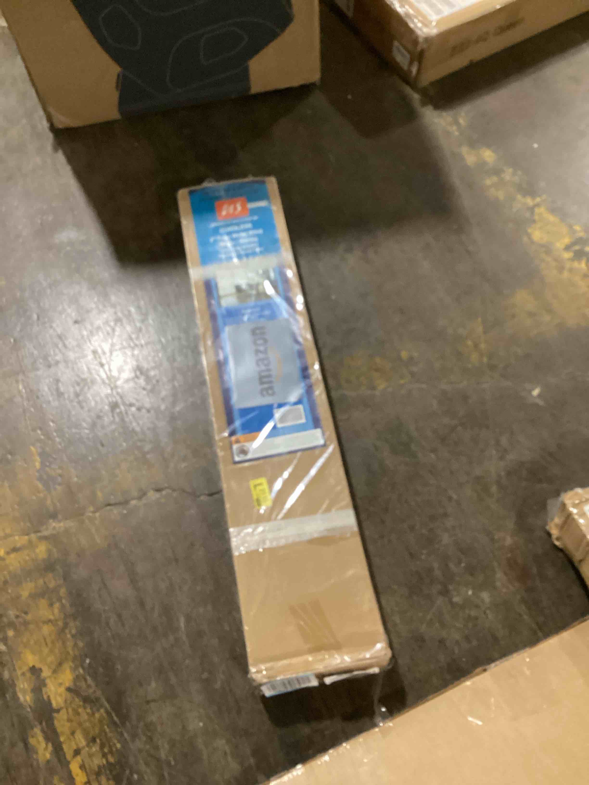 https://s3.amazonaws.com/lotting-images-prod/bidfta/GRN6066518_1712236013829.jpeg
