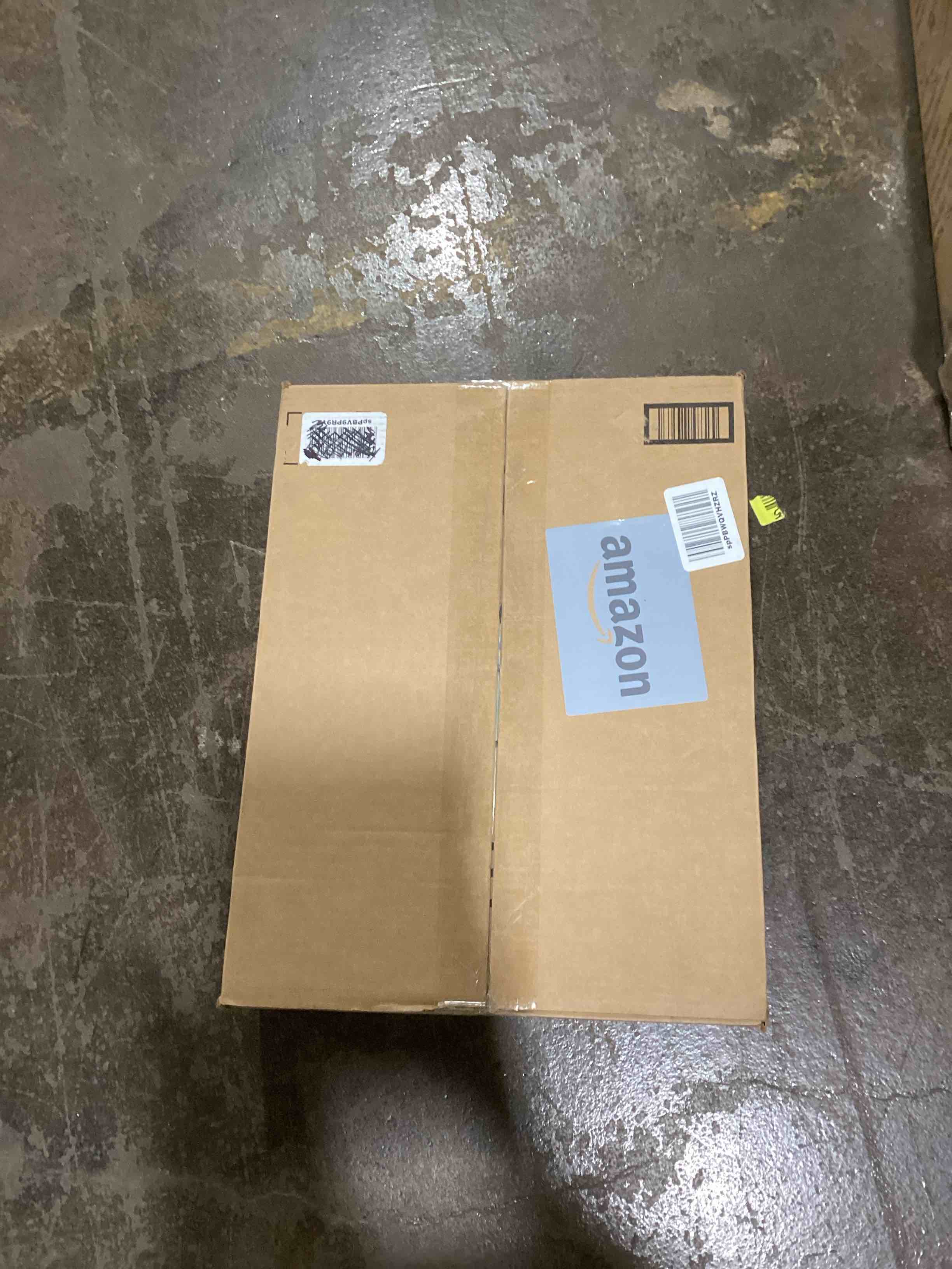 https://s3.amazonaws.com/lotting-images-prod/bidfta/GRN6067259_1712769631550.jpeg