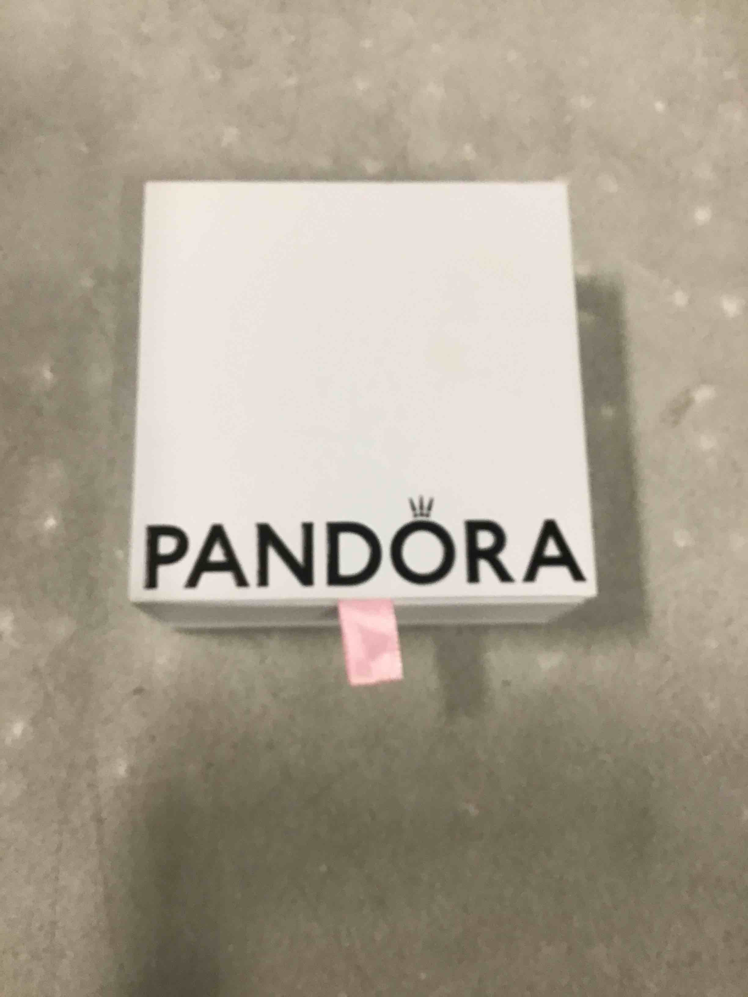 https://s3.amazonaws.com/lotting-images-prod/bidfta/GRN6083163_1707828034237.jpeg